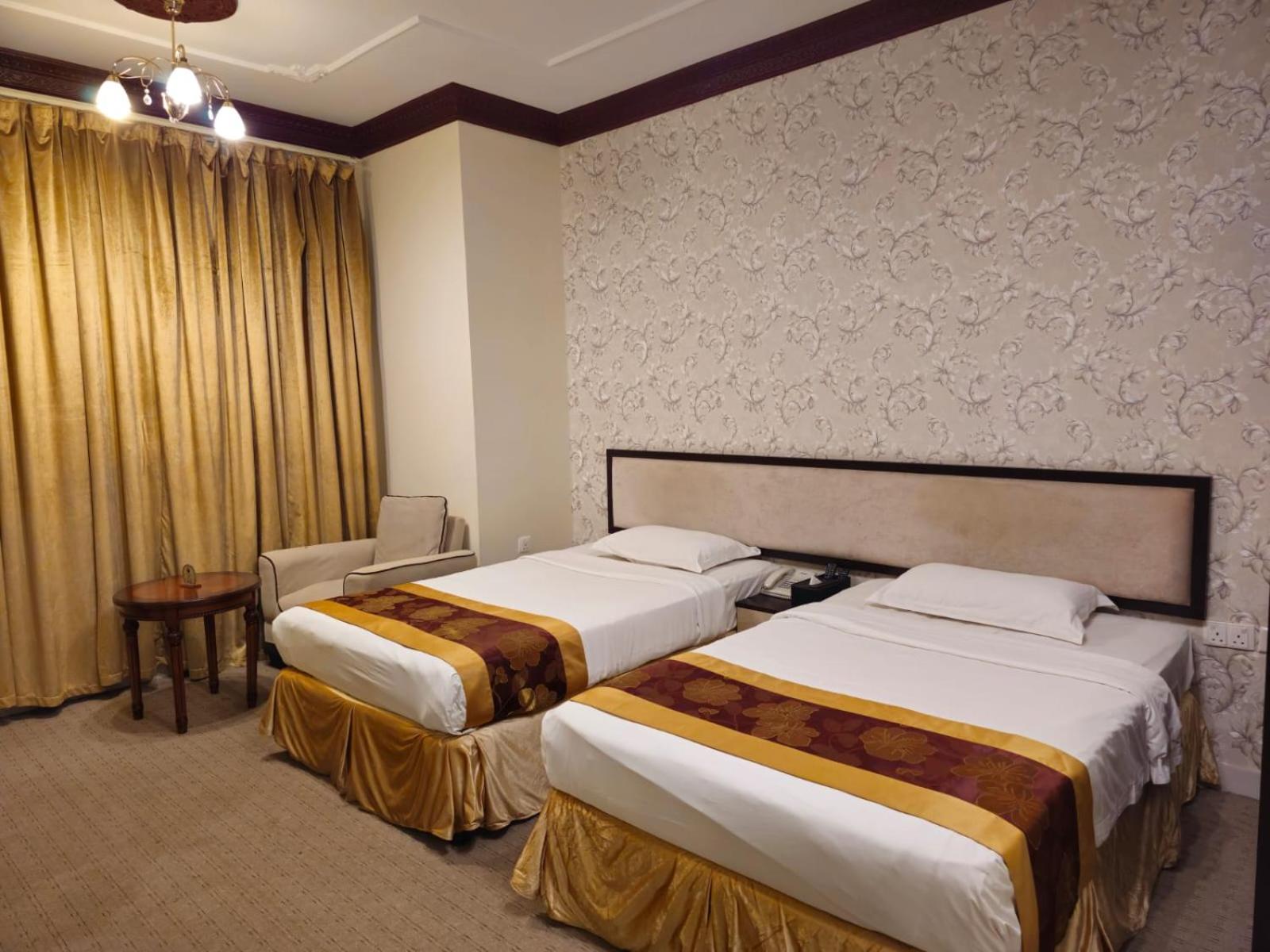 Standard Twin Room