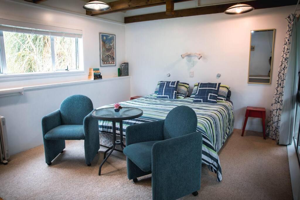One-Bedroom House photo 1