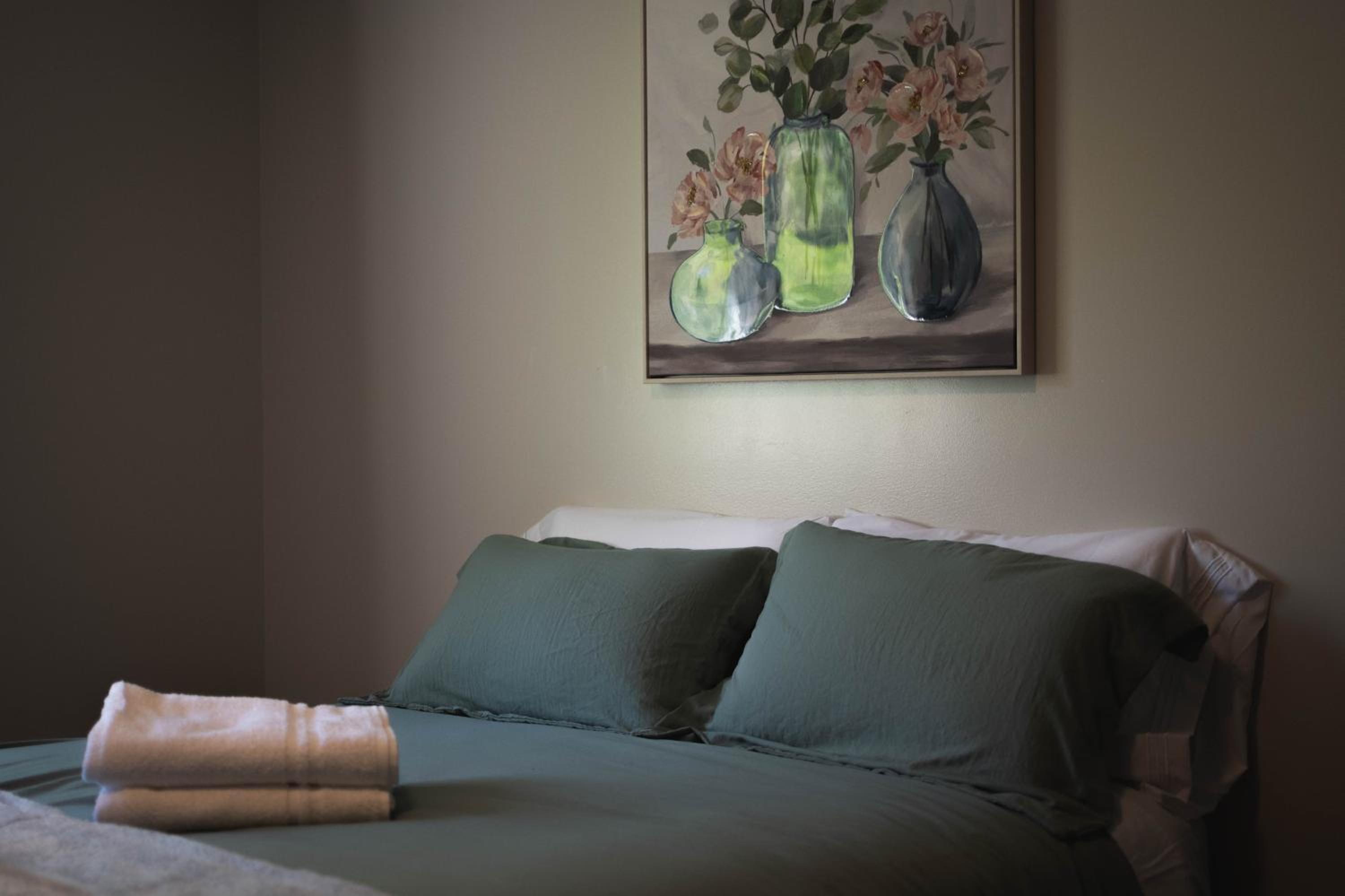 Seven-Bedroom House photo 1