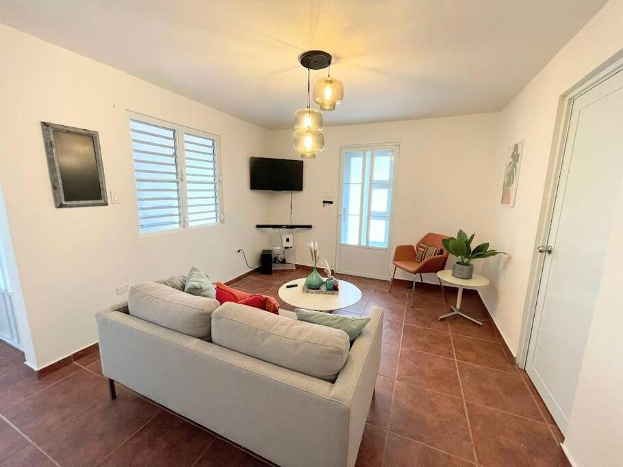 Four-Bedroom House photo 3