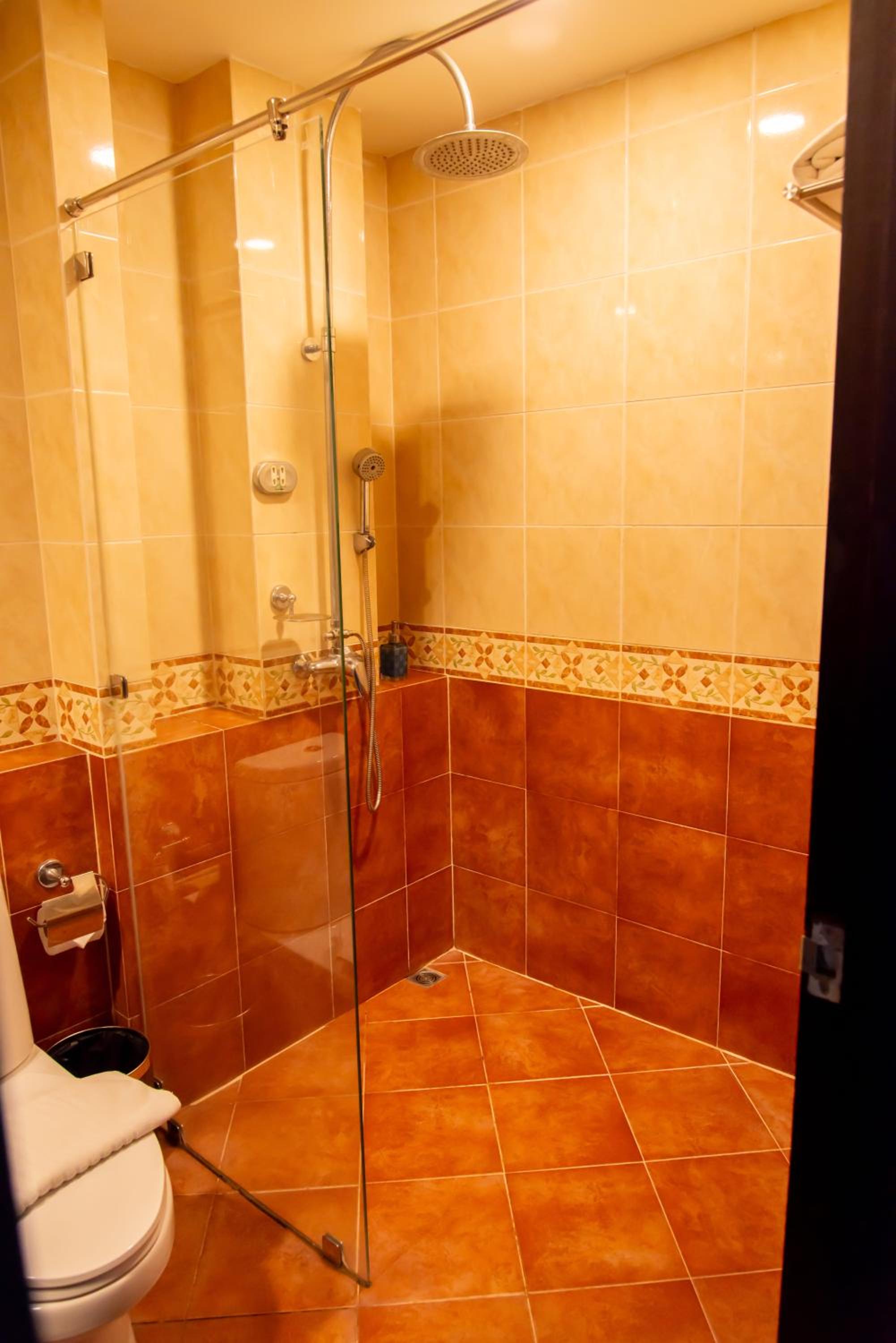 Pavilion Double Room - Royal Wing - Photo 9