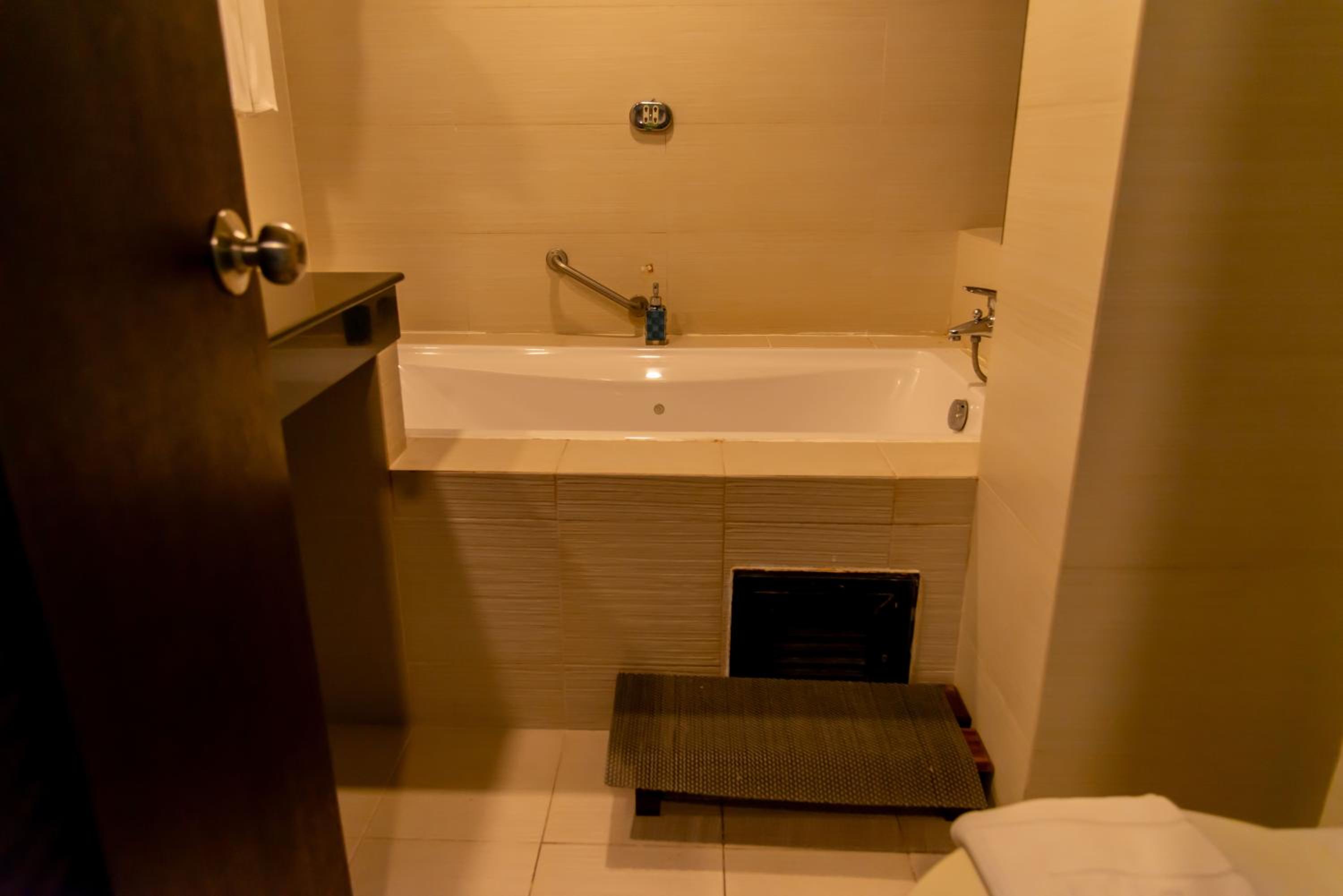 Paradise Double Room - Royal Wing - Photo 4