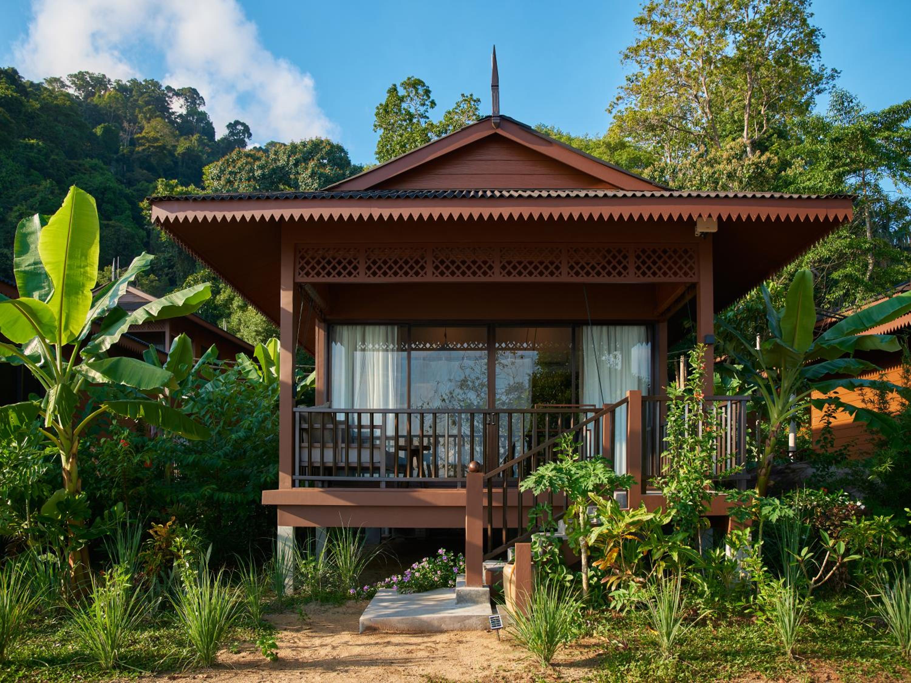 Beachfront Bungalow  - Photo 5