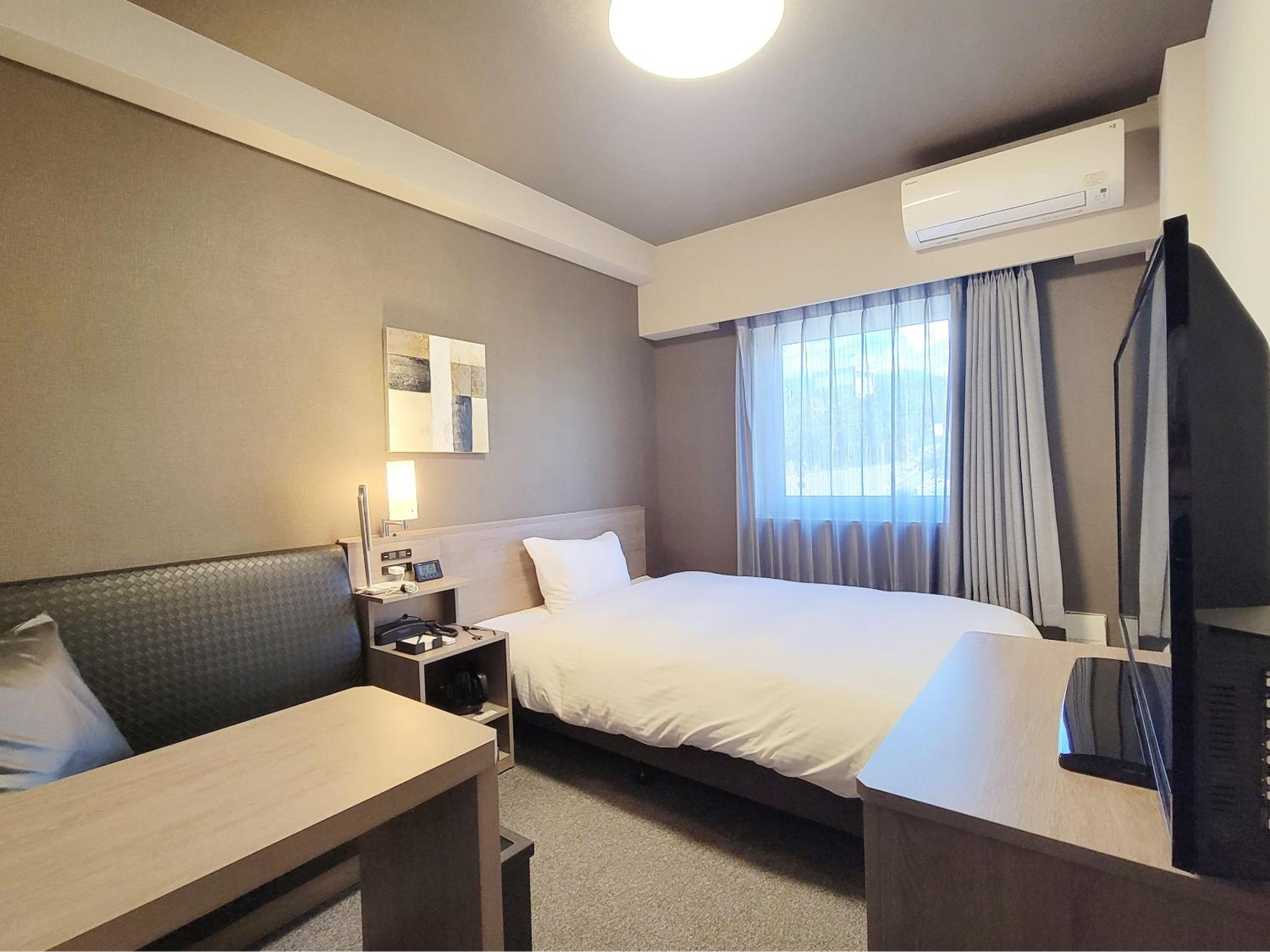 Superior Single Room - Non-Smoking - West Building