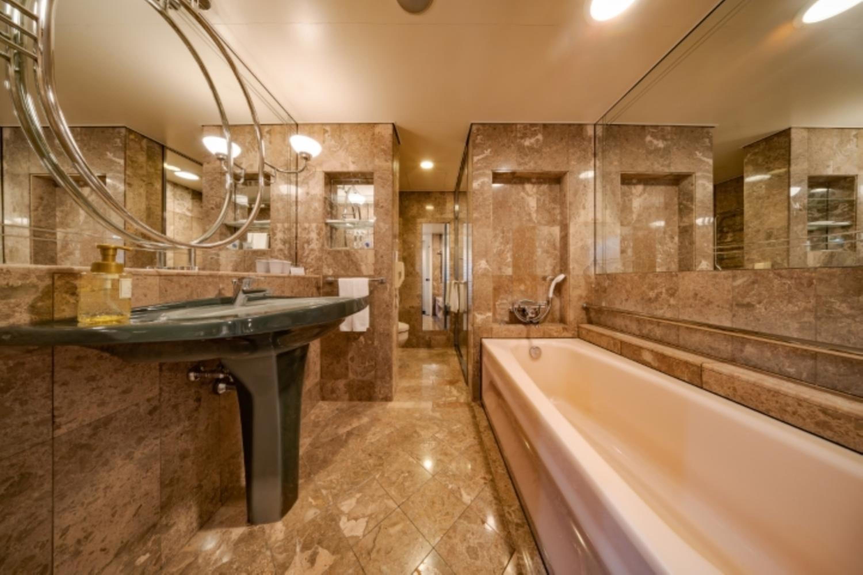 Double Room - Non-Smoking  - Photo 6