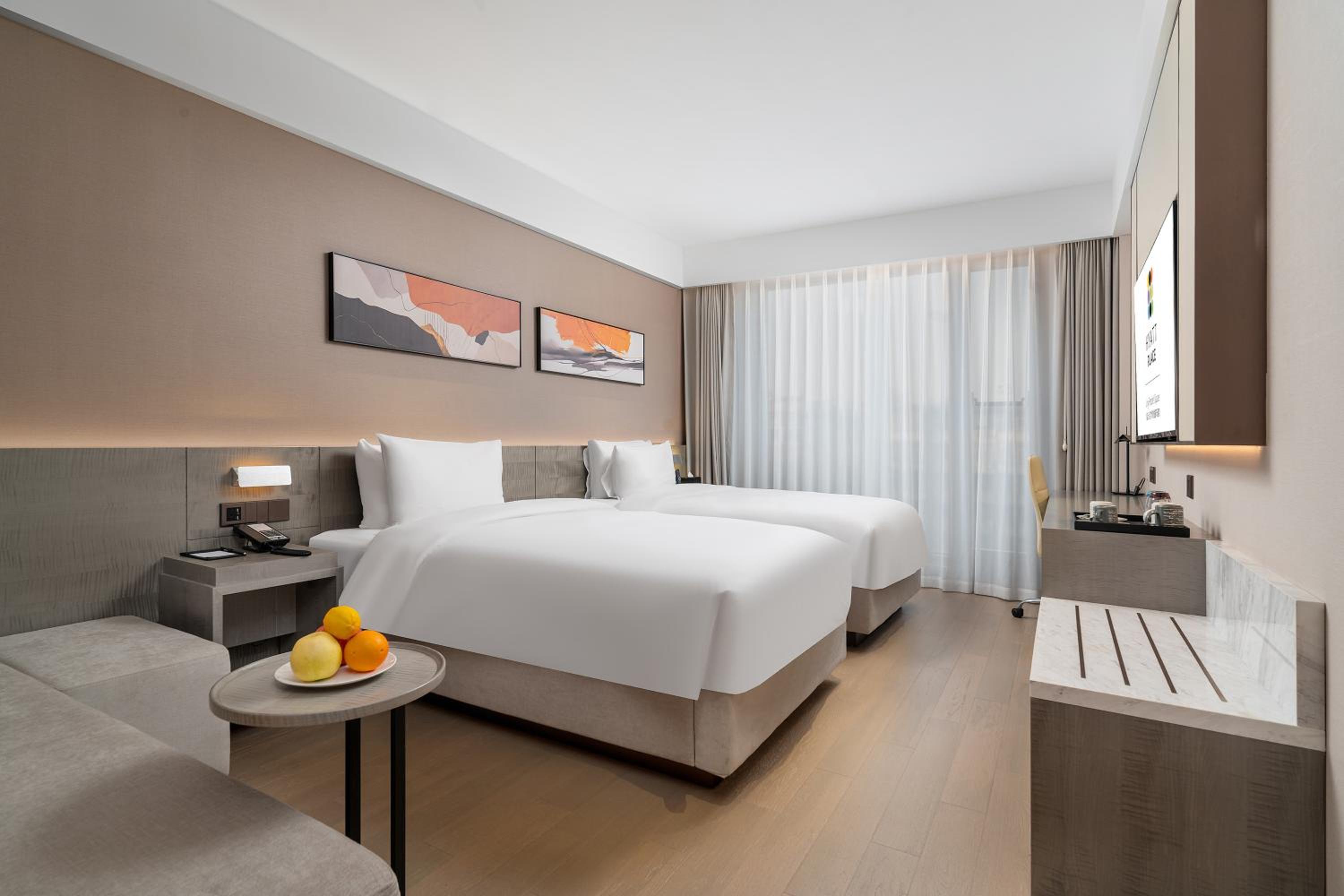 Twin Room with Sofa Bed and City View photo 3