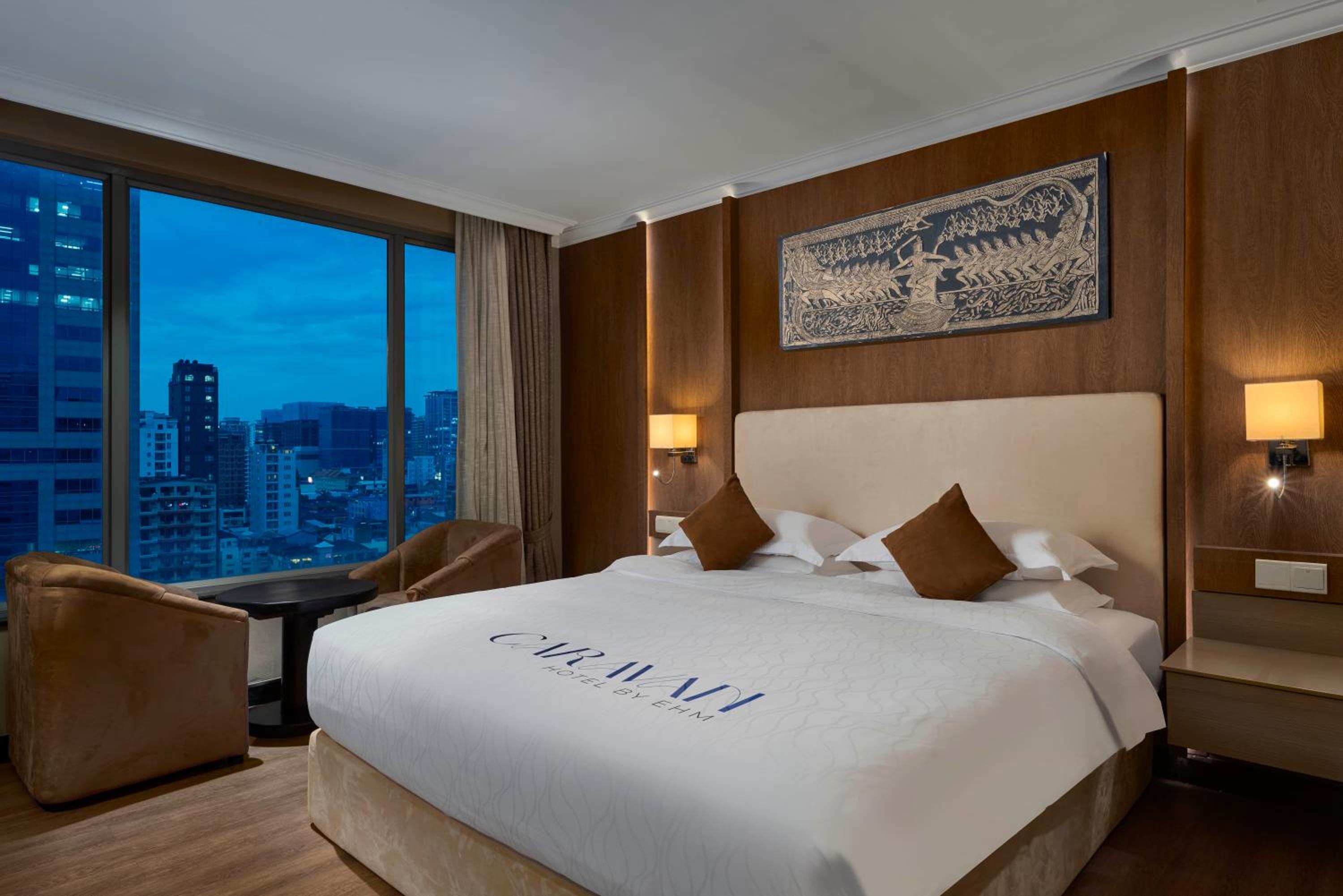 Superior King Room - Photo 3
