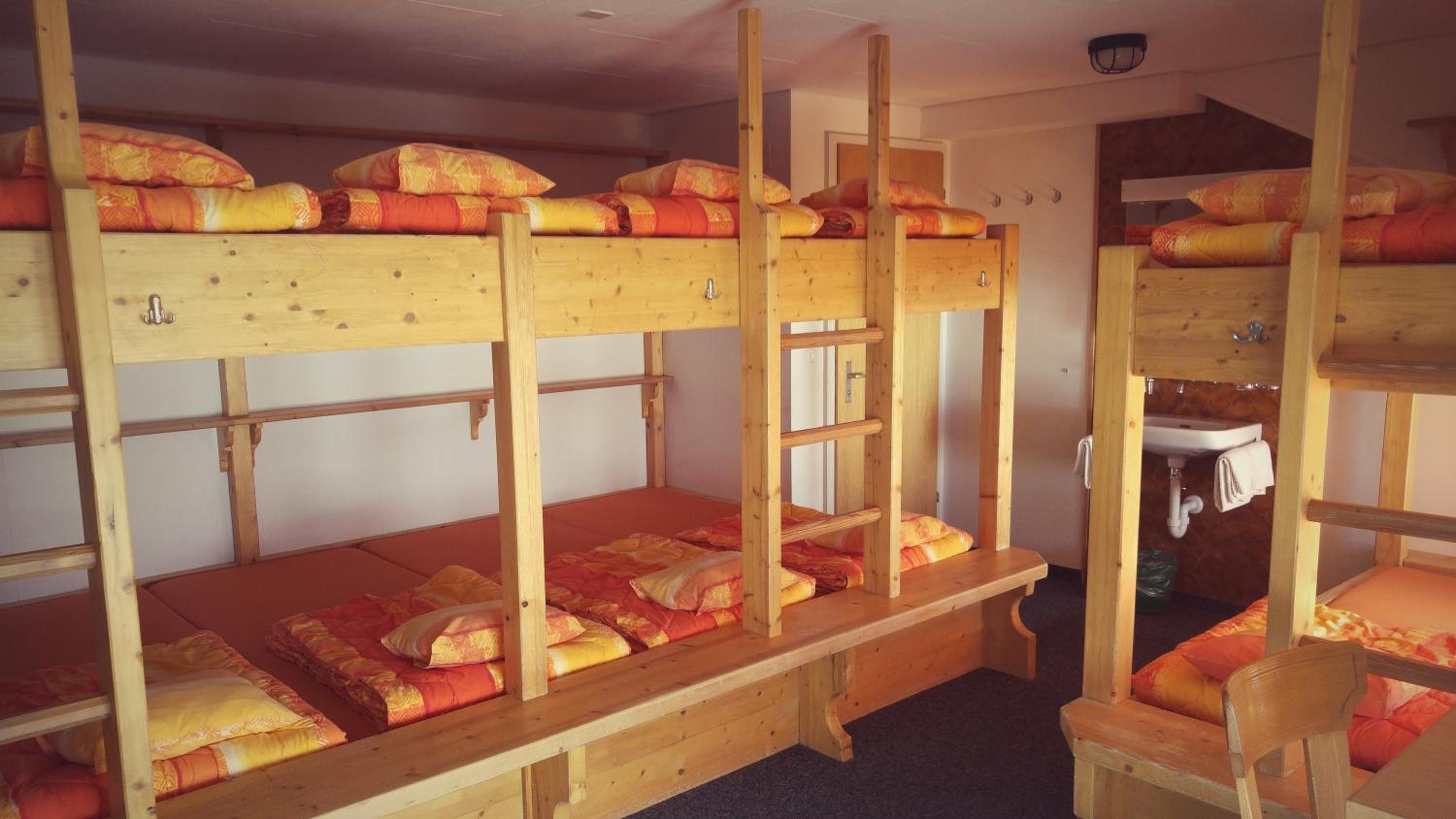 Single Bed In Mixed Dormitory Room photo 1