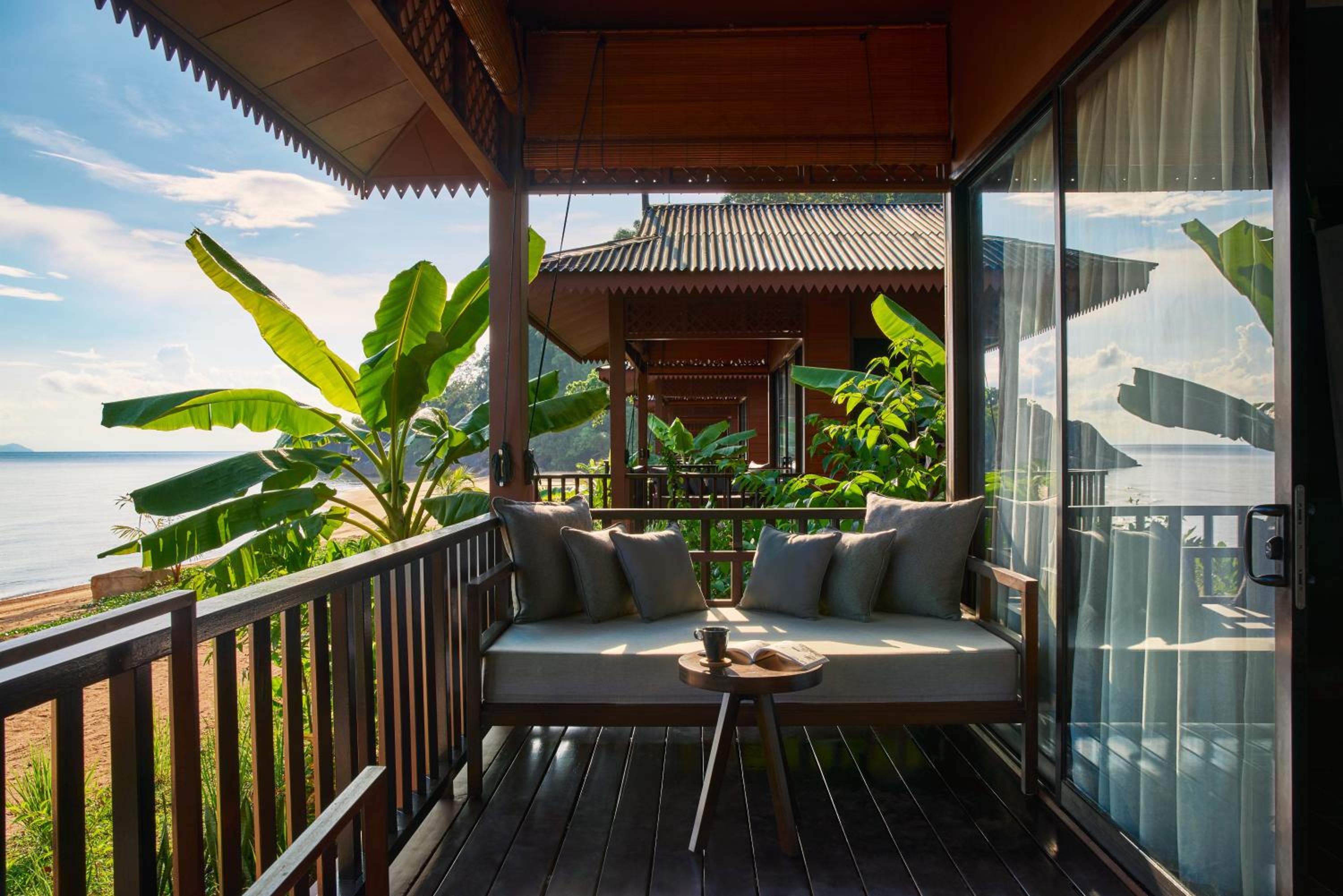 Beachfront Bungalow  - Photo 6
