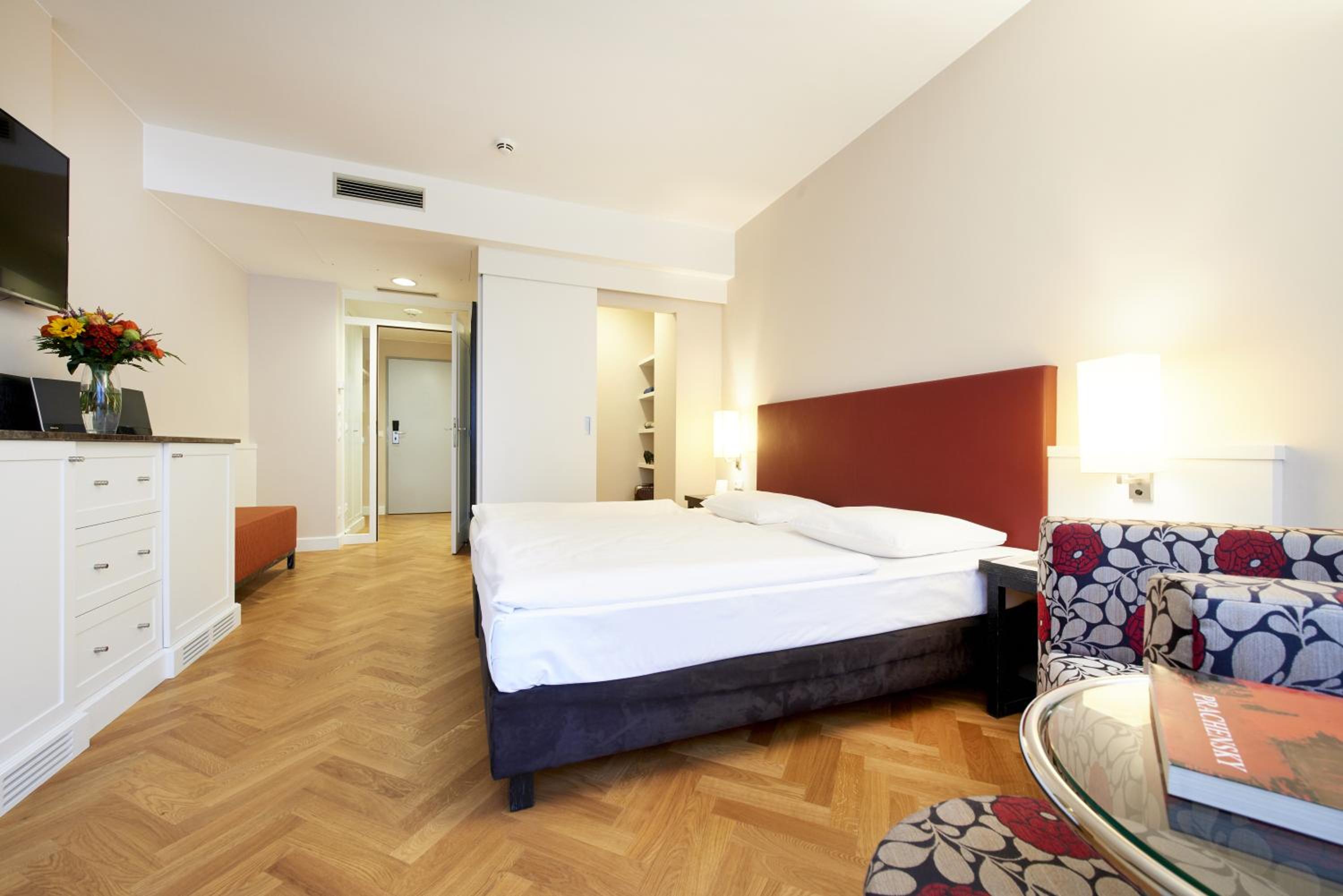 Classic Double Room