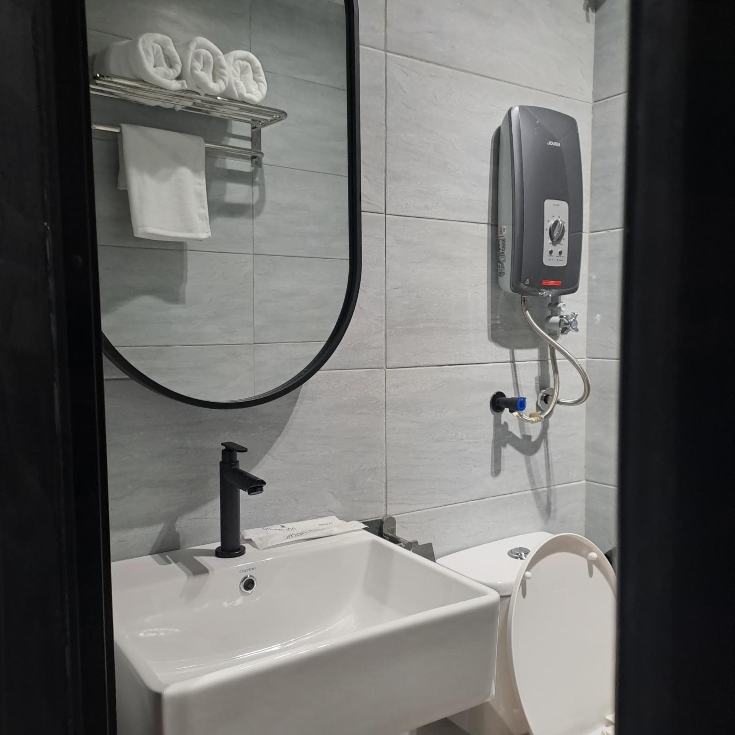 Deluxe Twin Room - Photo 4
