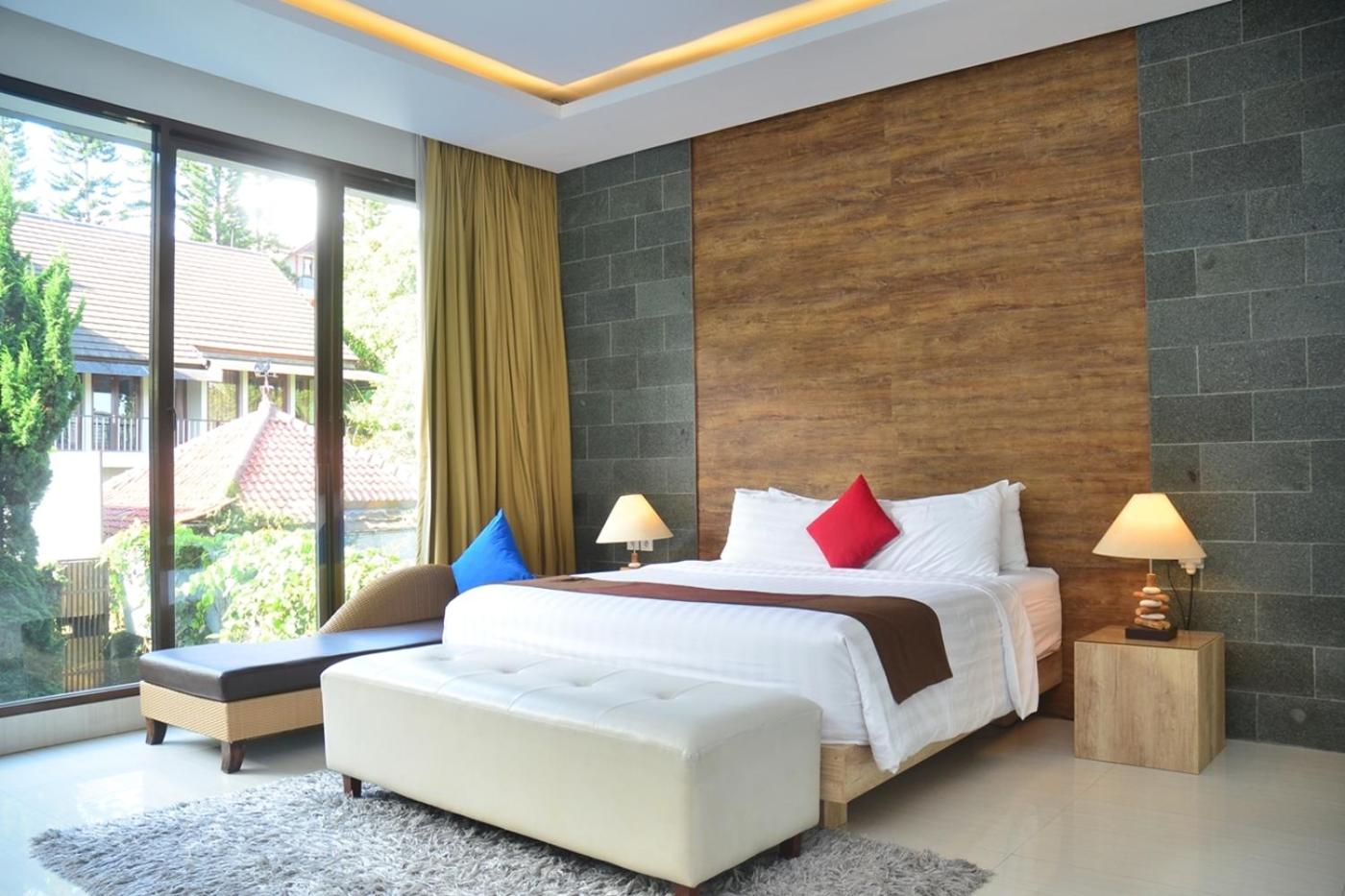 Villa with Private Pool photo 1
