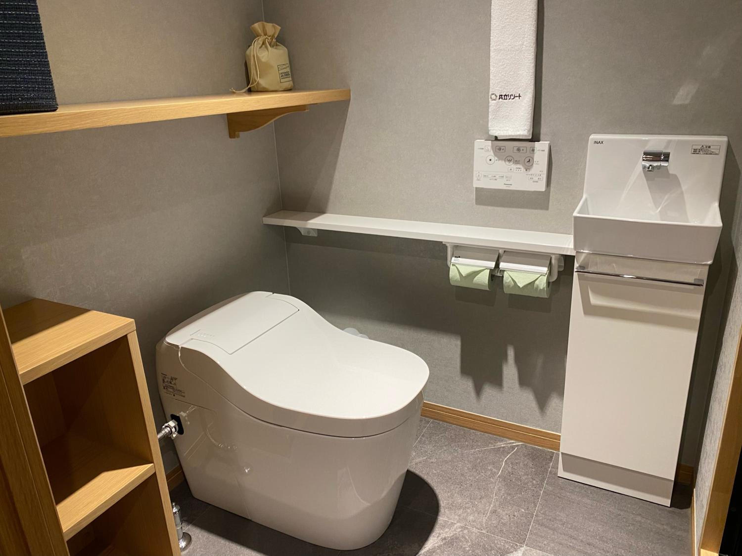 Glamping Twin Room (No View) - Photo 11