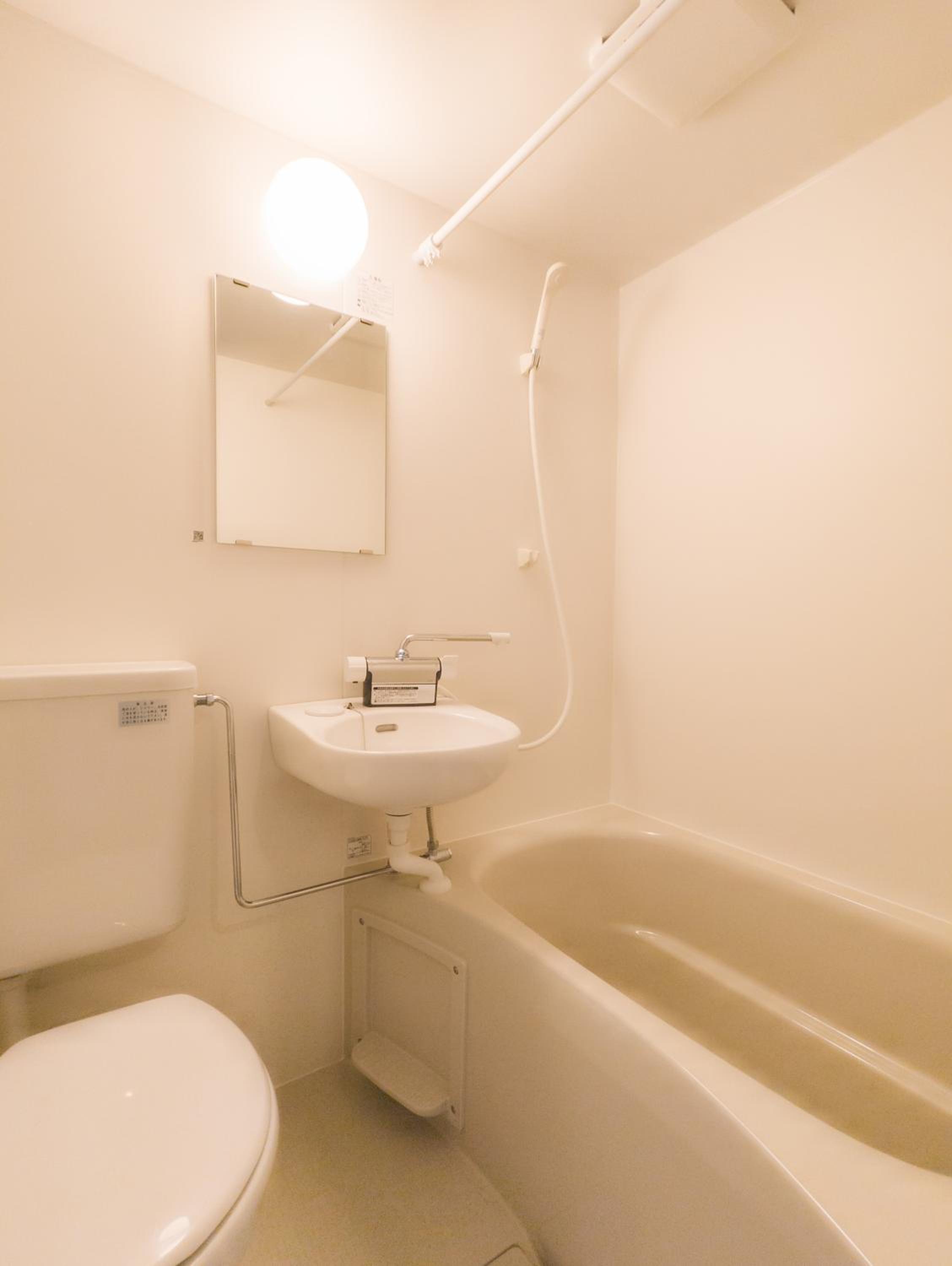 Deluxe Twin Room photo 3