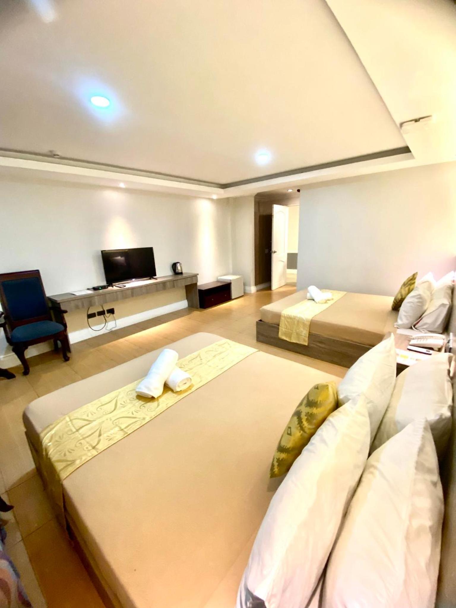 Junior Suite A - Photo 1