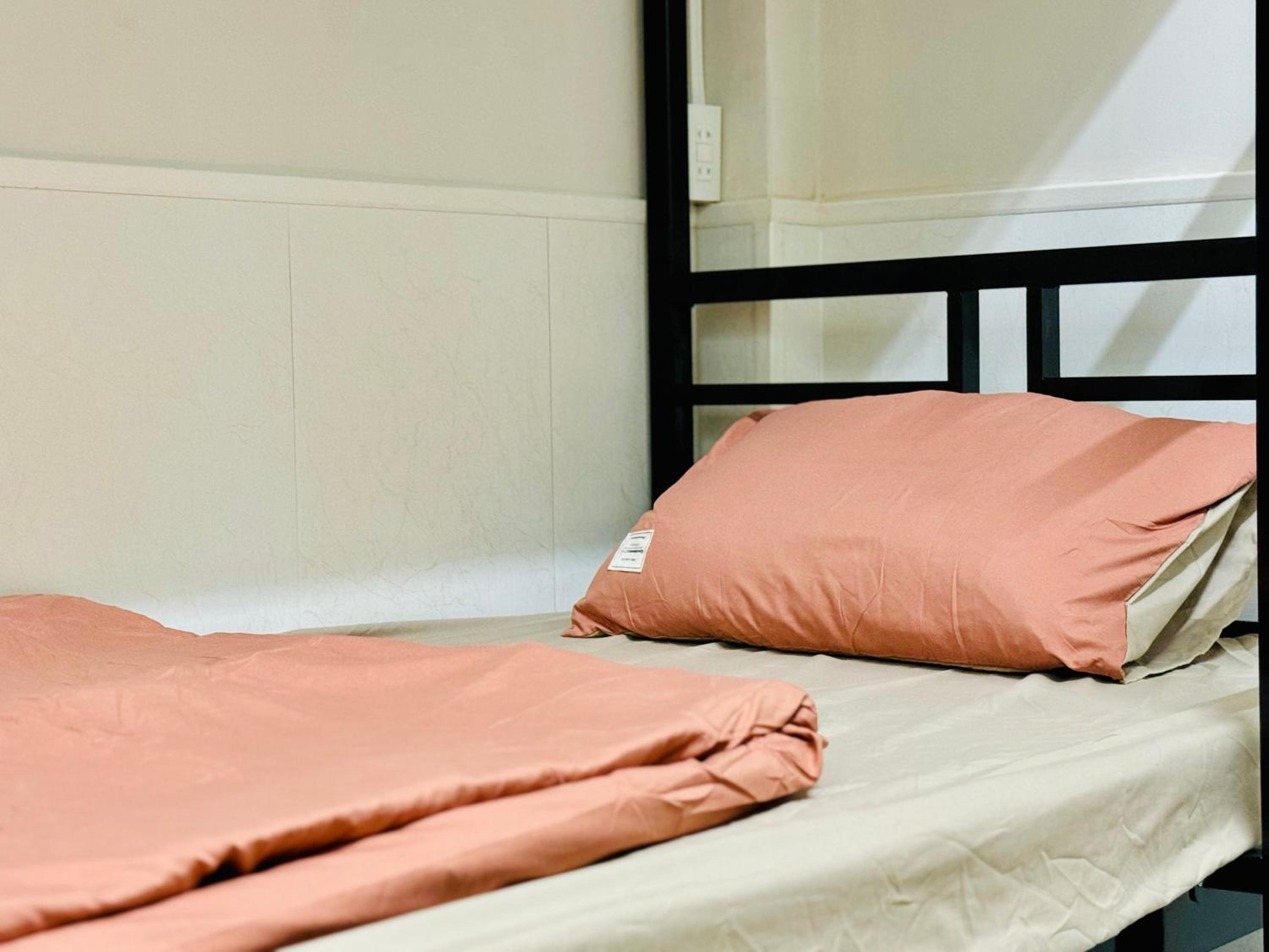 Mixed Dormitory Room photo 1