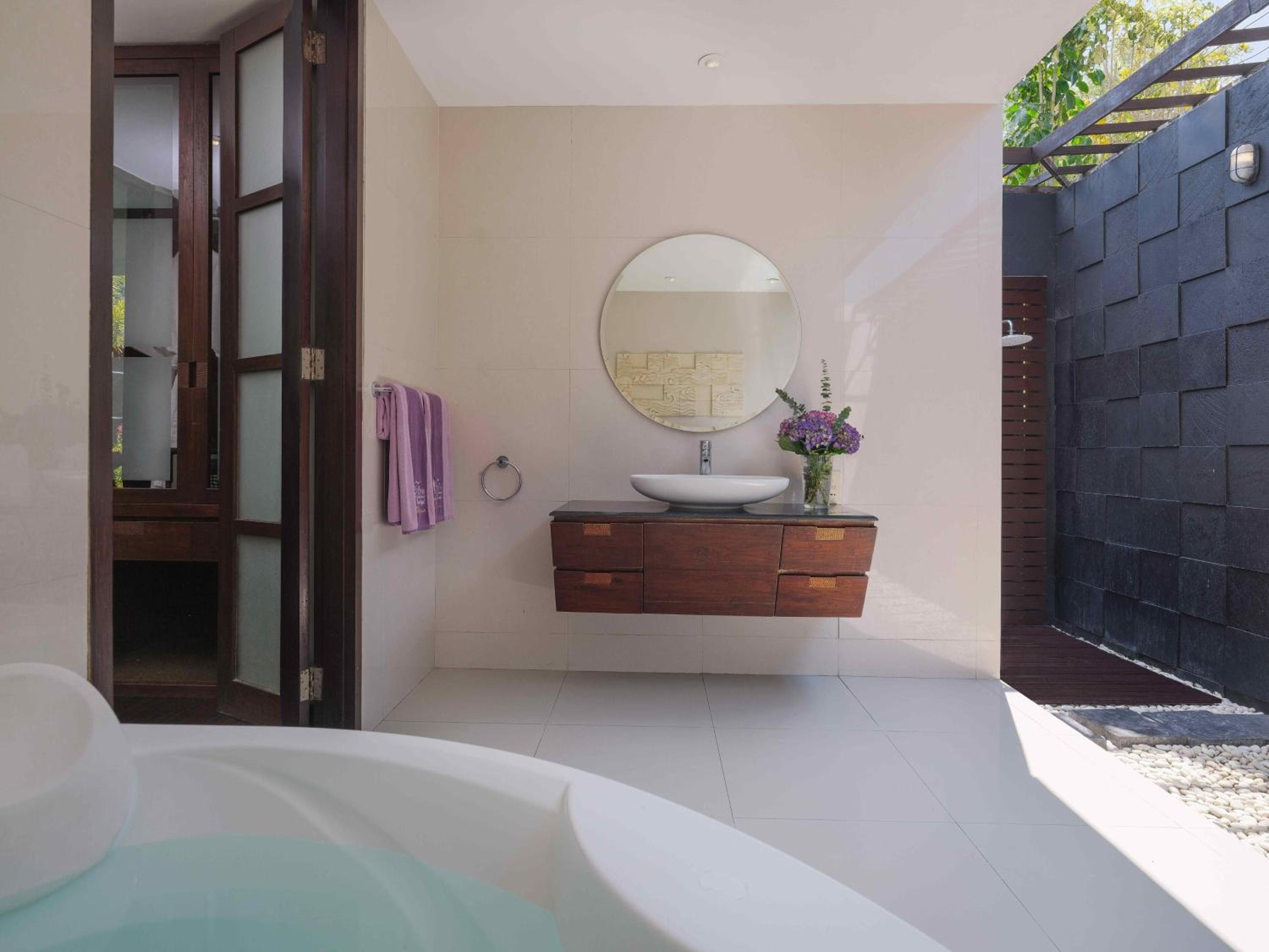 Deluxe One-Bedroom Pool Villa - Photo 3