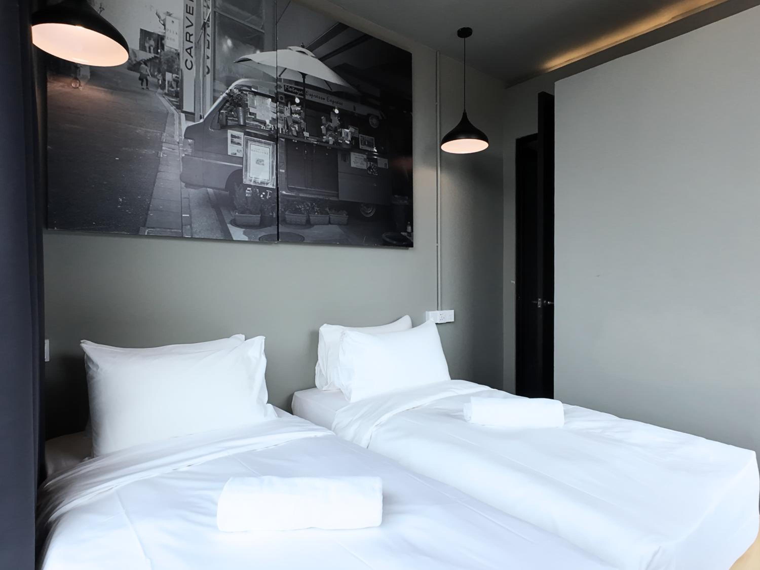 Standard Twin Room - Photo 2