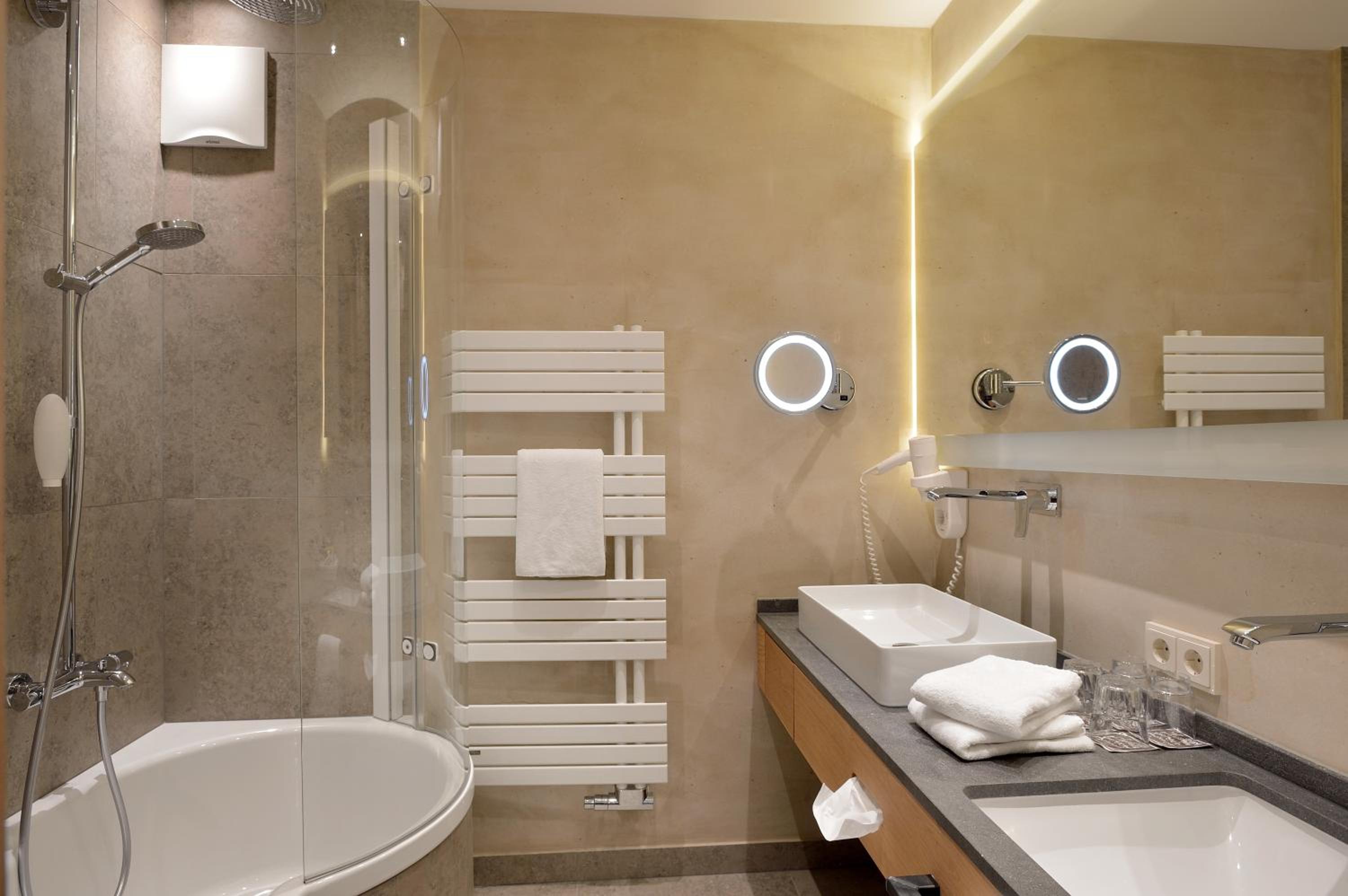 Superior Family Suite (2 Adults + 1 Child) photo 3
