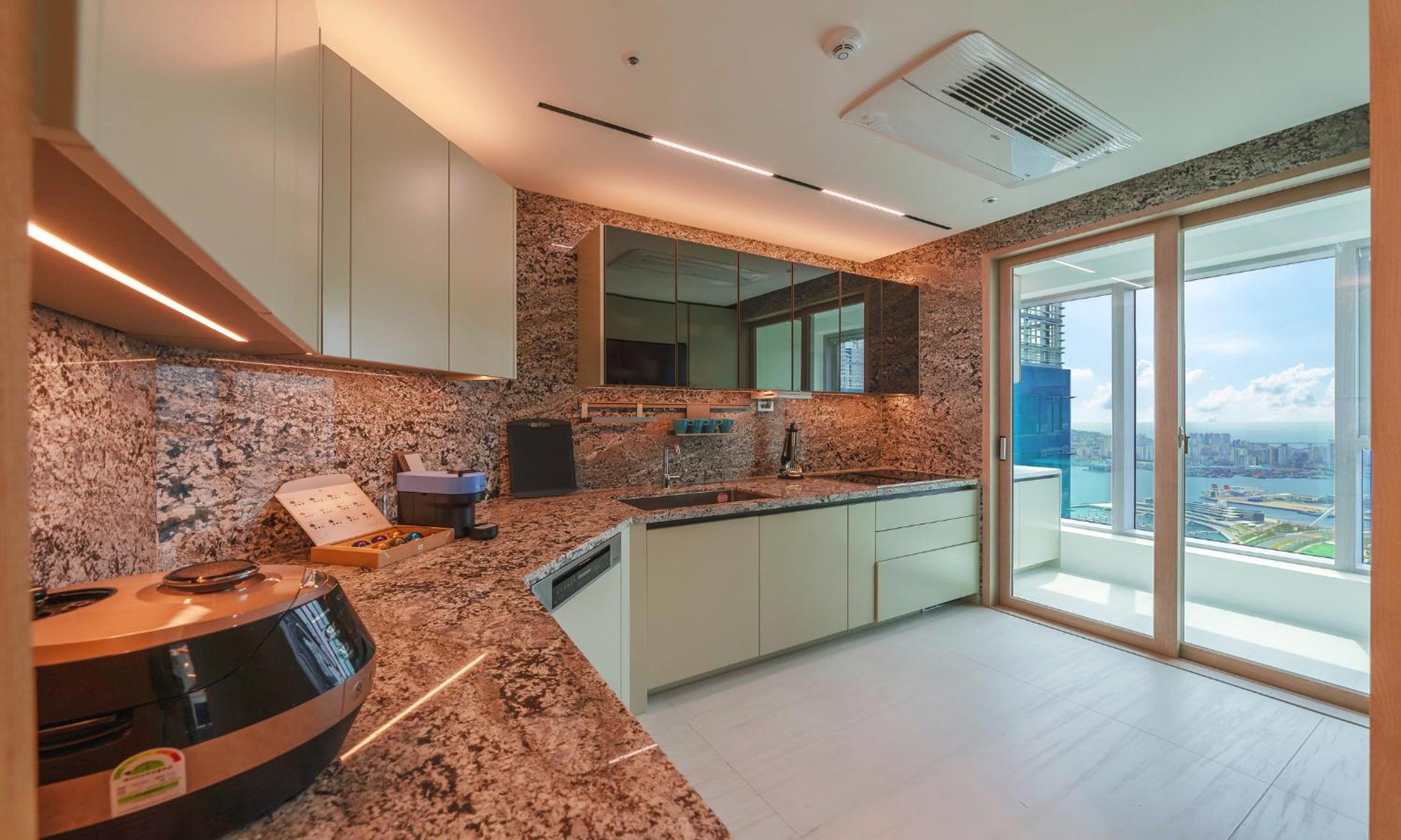 Penthouse A - Photo 11