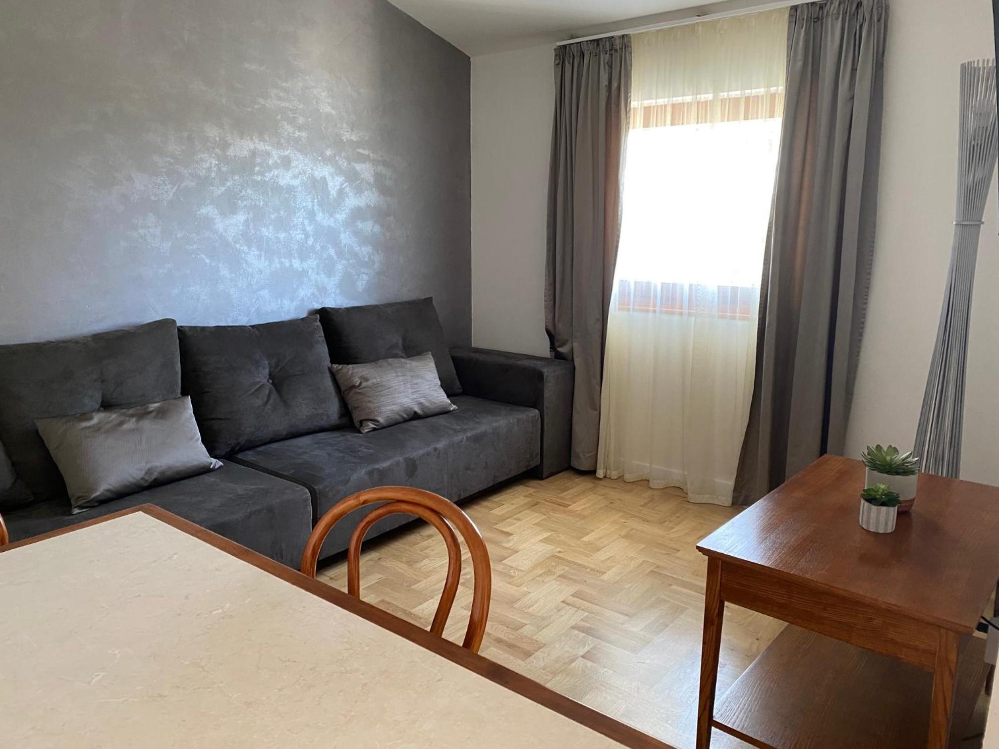 One-Bedroom Deluxe Apartment photo 1