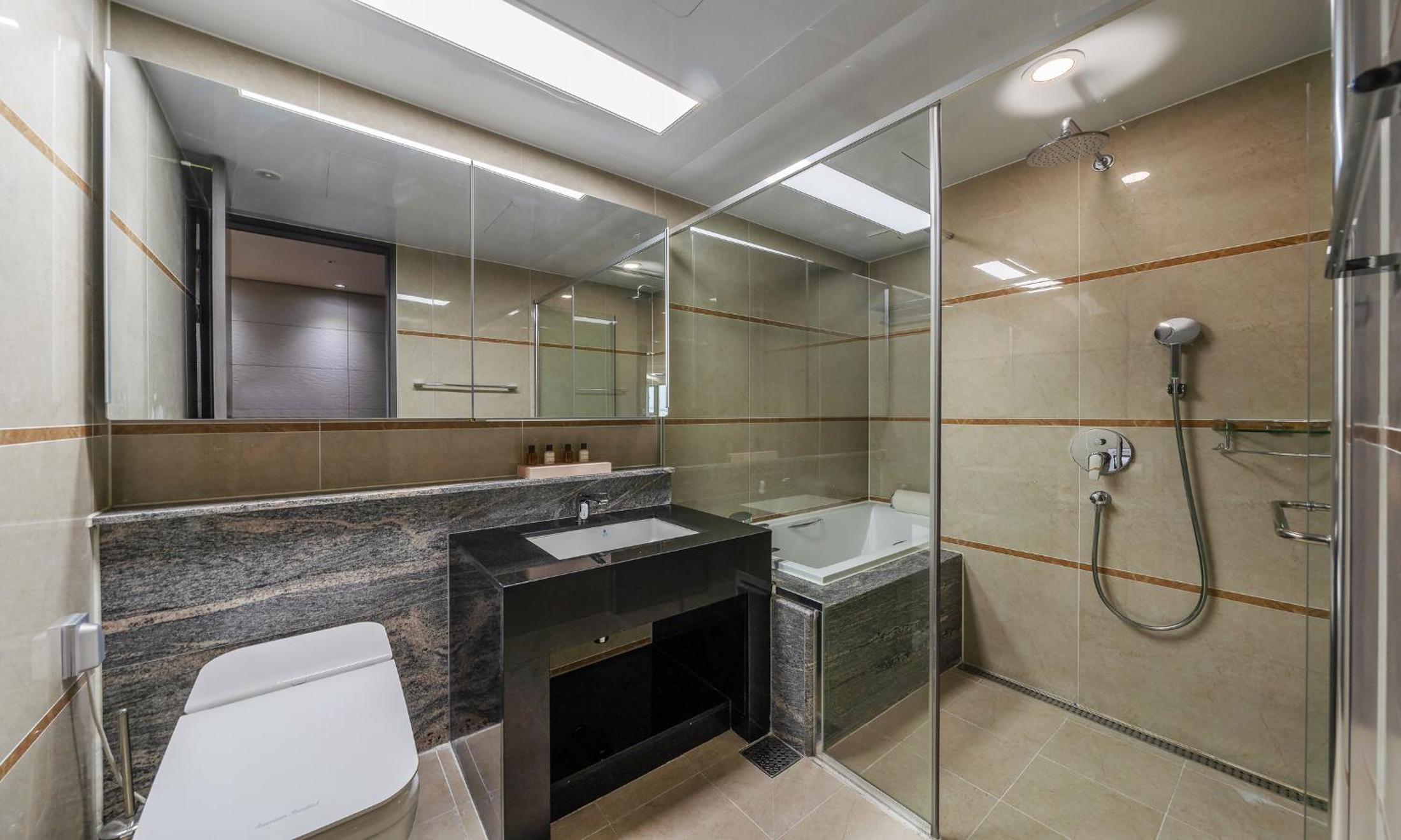 Junior Suite - Photo 10