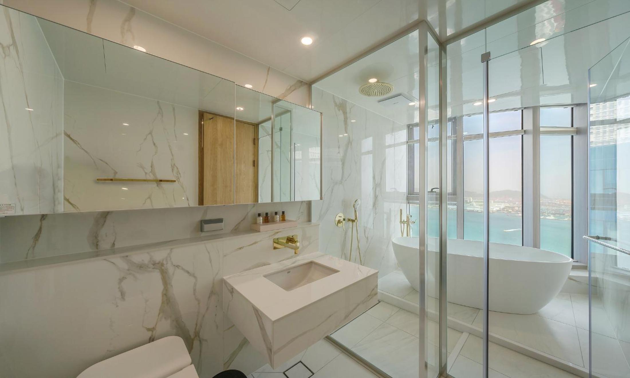 Penthouse B - Photo 2