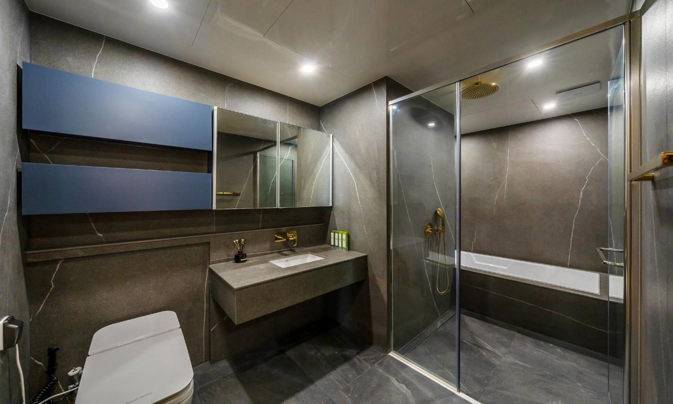 Penthouse B - Photo 16