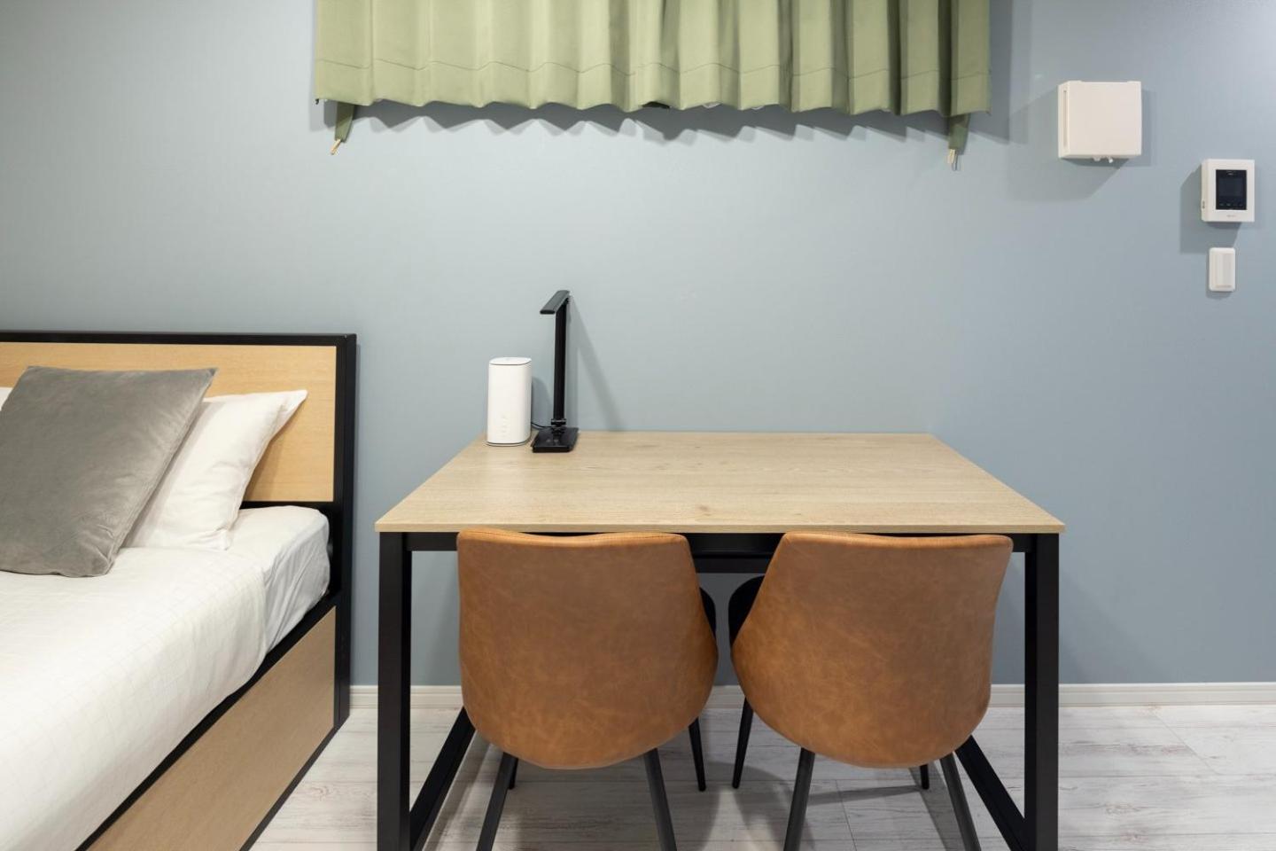 One-Bedroom Apartment photo 2