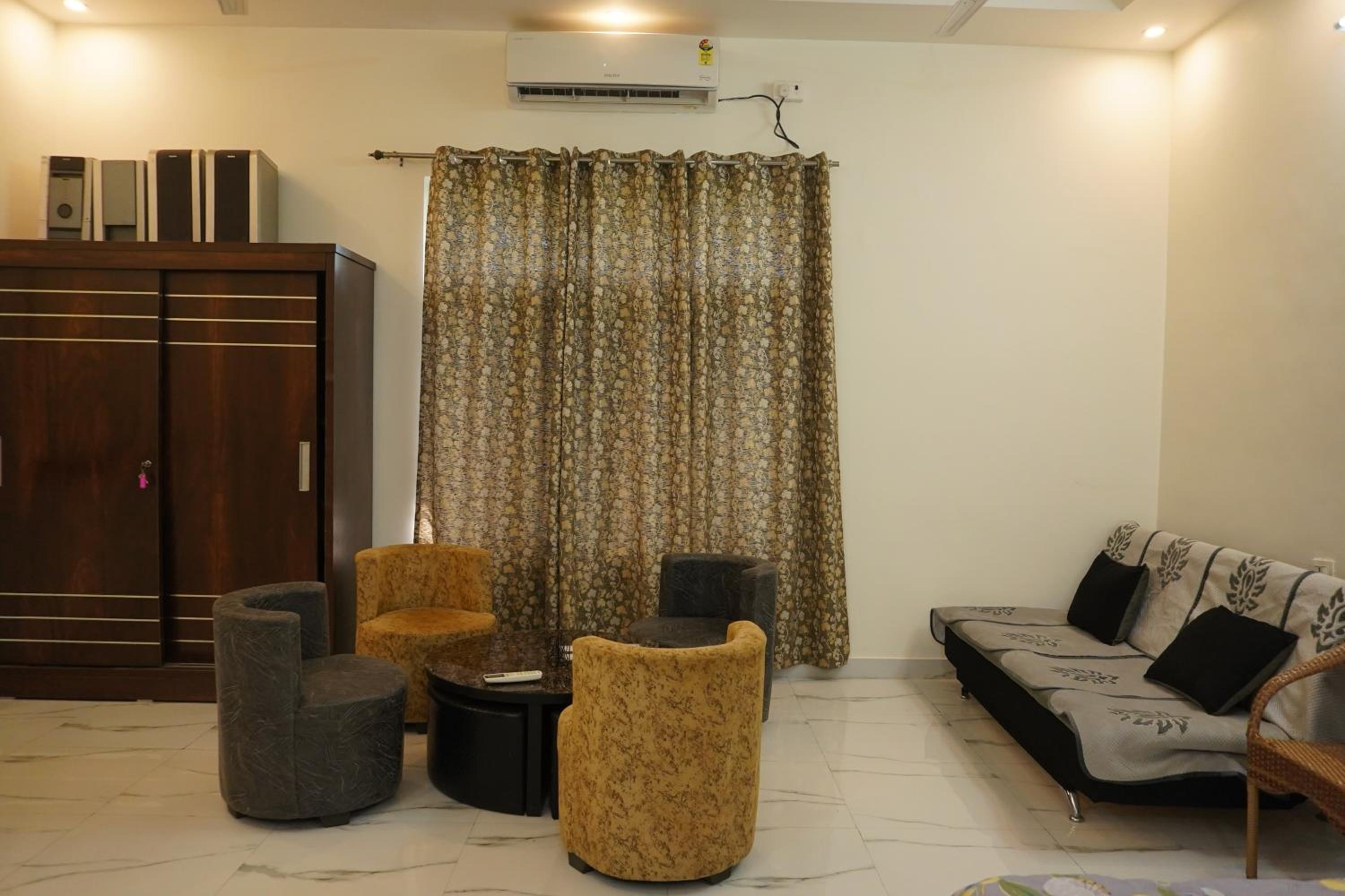Family Suite - Photo 5