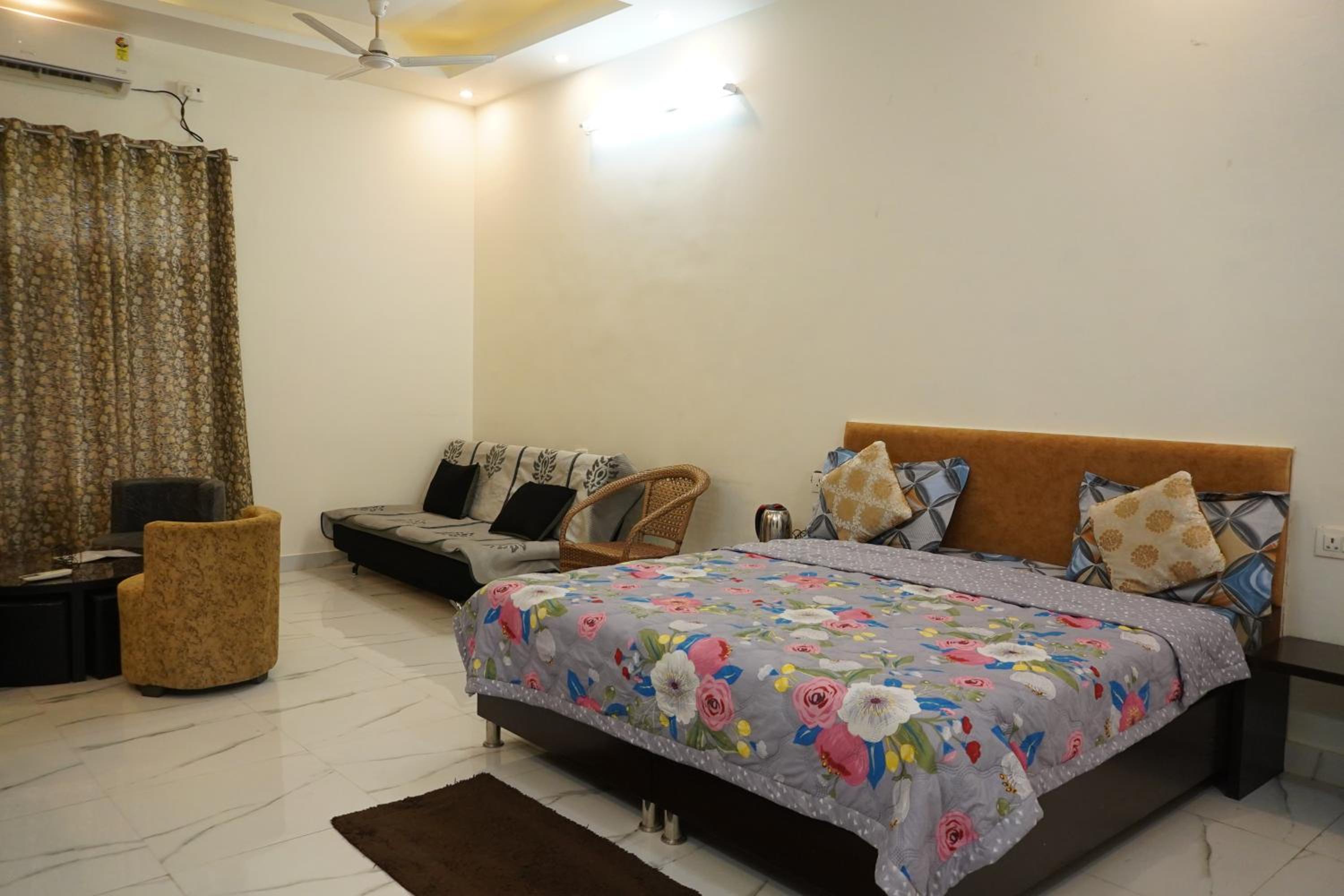 Family Suite - Photo 1