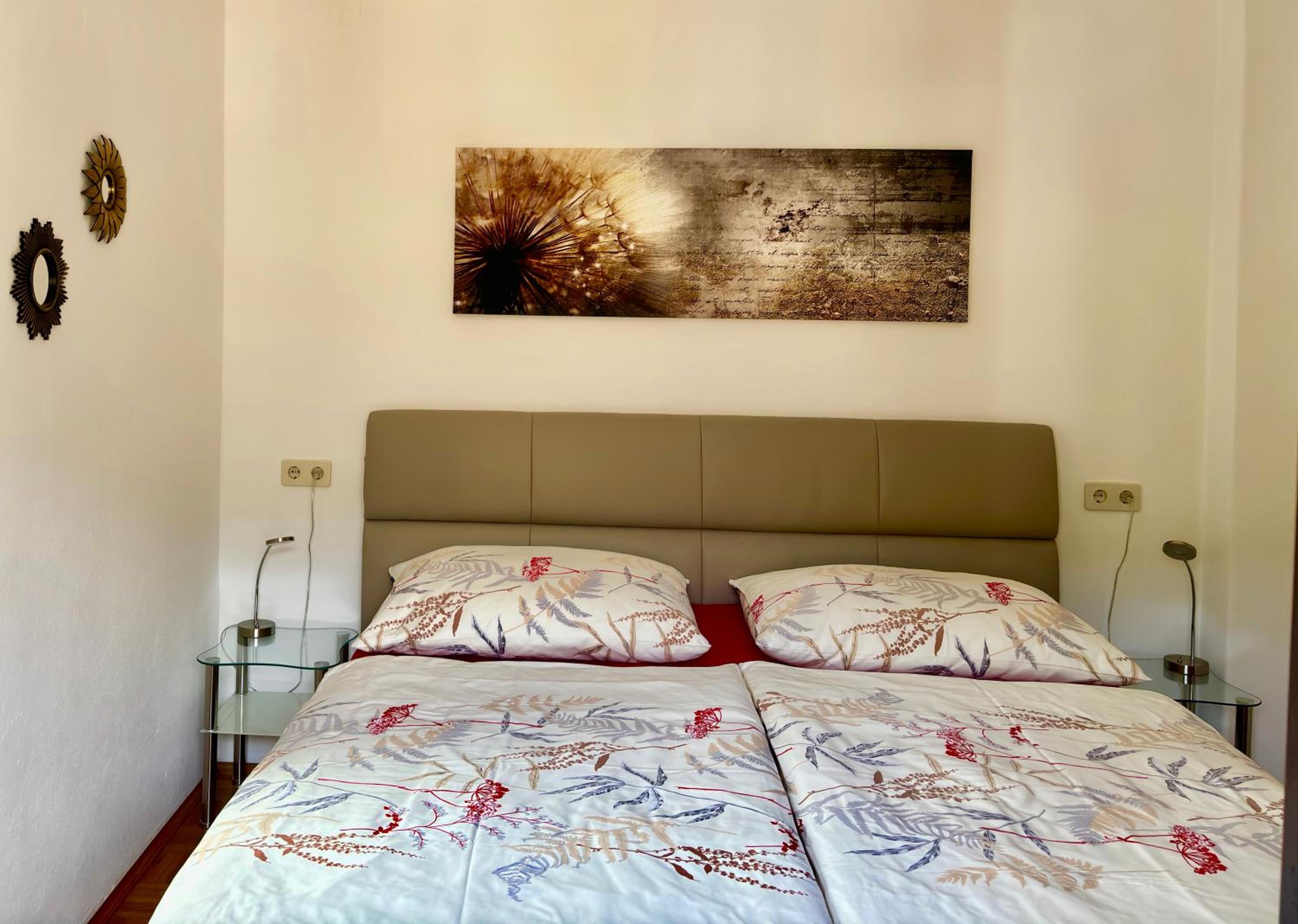 One-Bedroom Apartment with Balcony photo 3