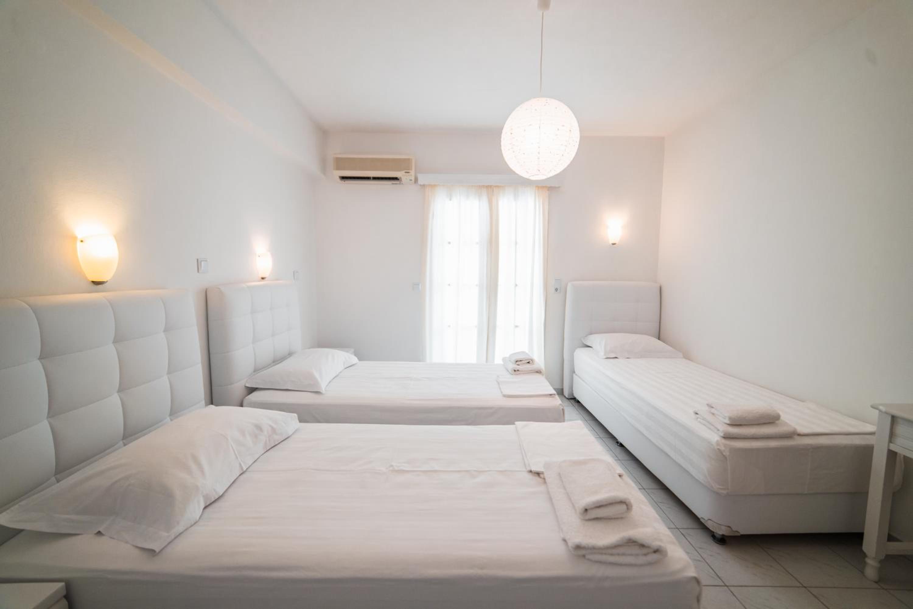 Triple Room with City View photo 2