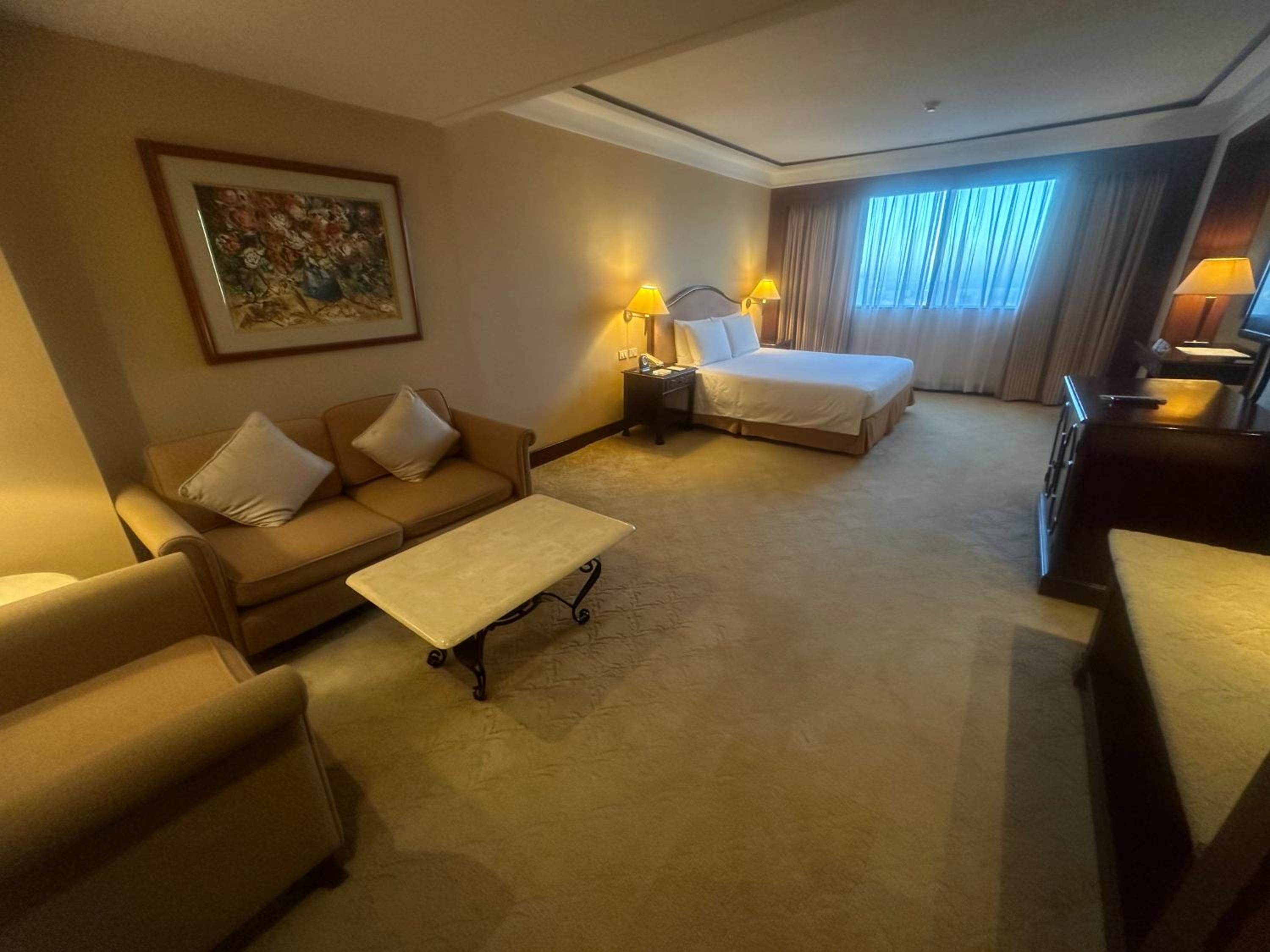 Deluxe Suite with Sea View