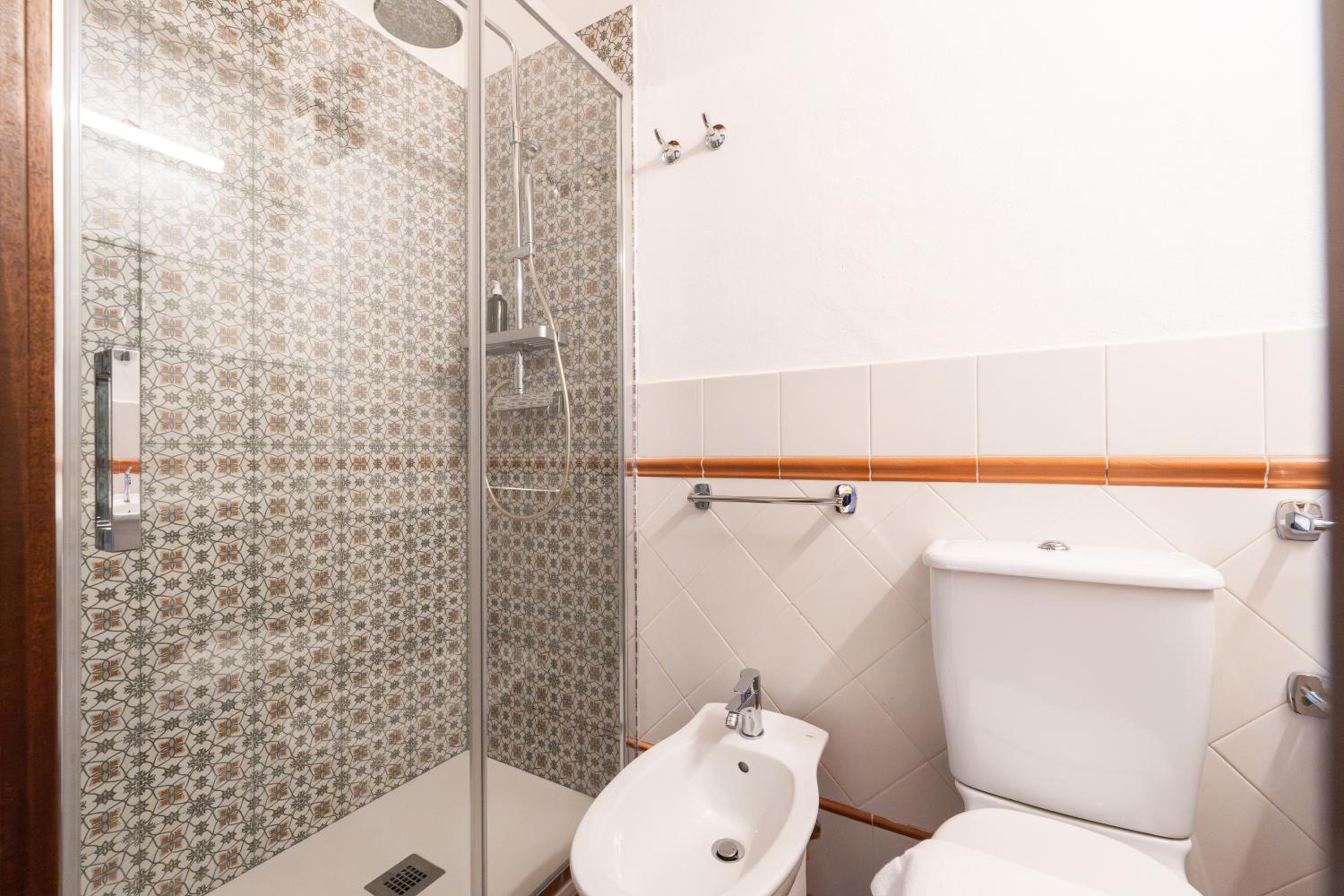 Plus Double Room - Photo 4