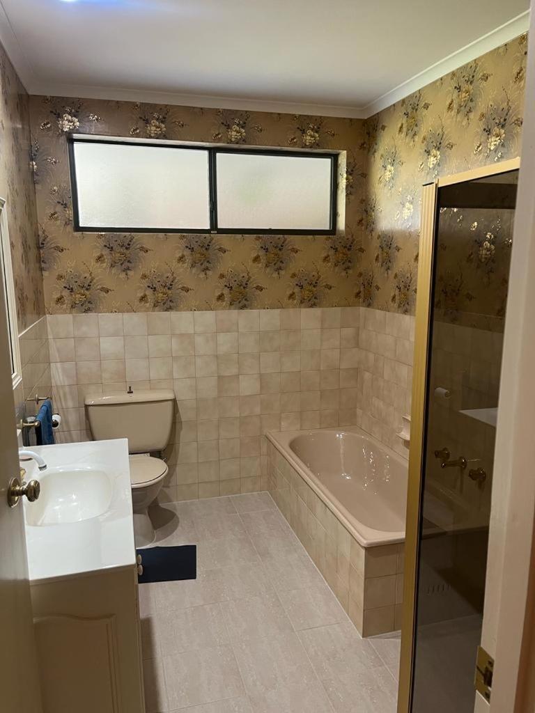 One-Bedroom House photo 2
