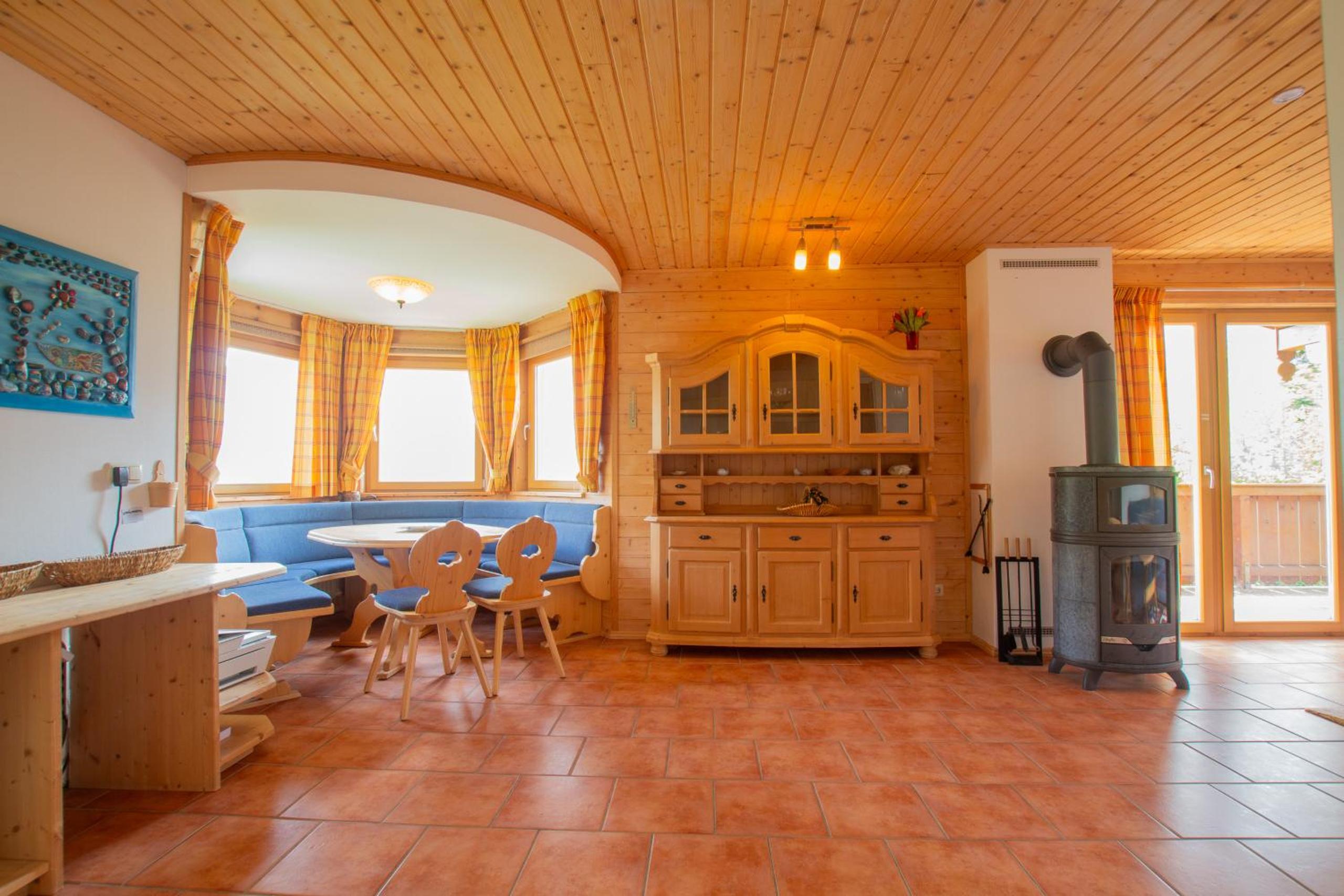 Four-Bedroom Holiday Home photo 3