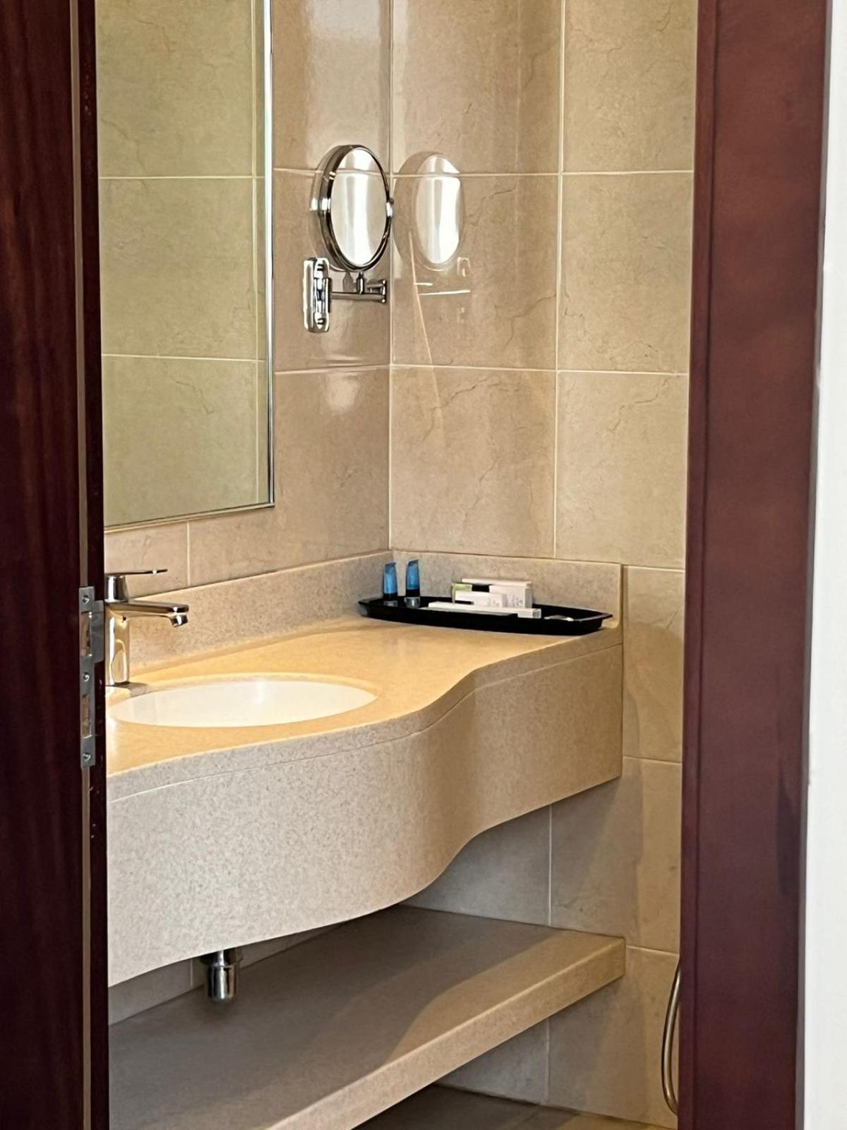 Junior Suite - Photo 1