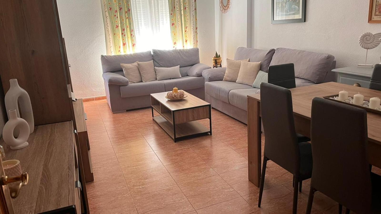 Three-Bedroom Apartment photo 2