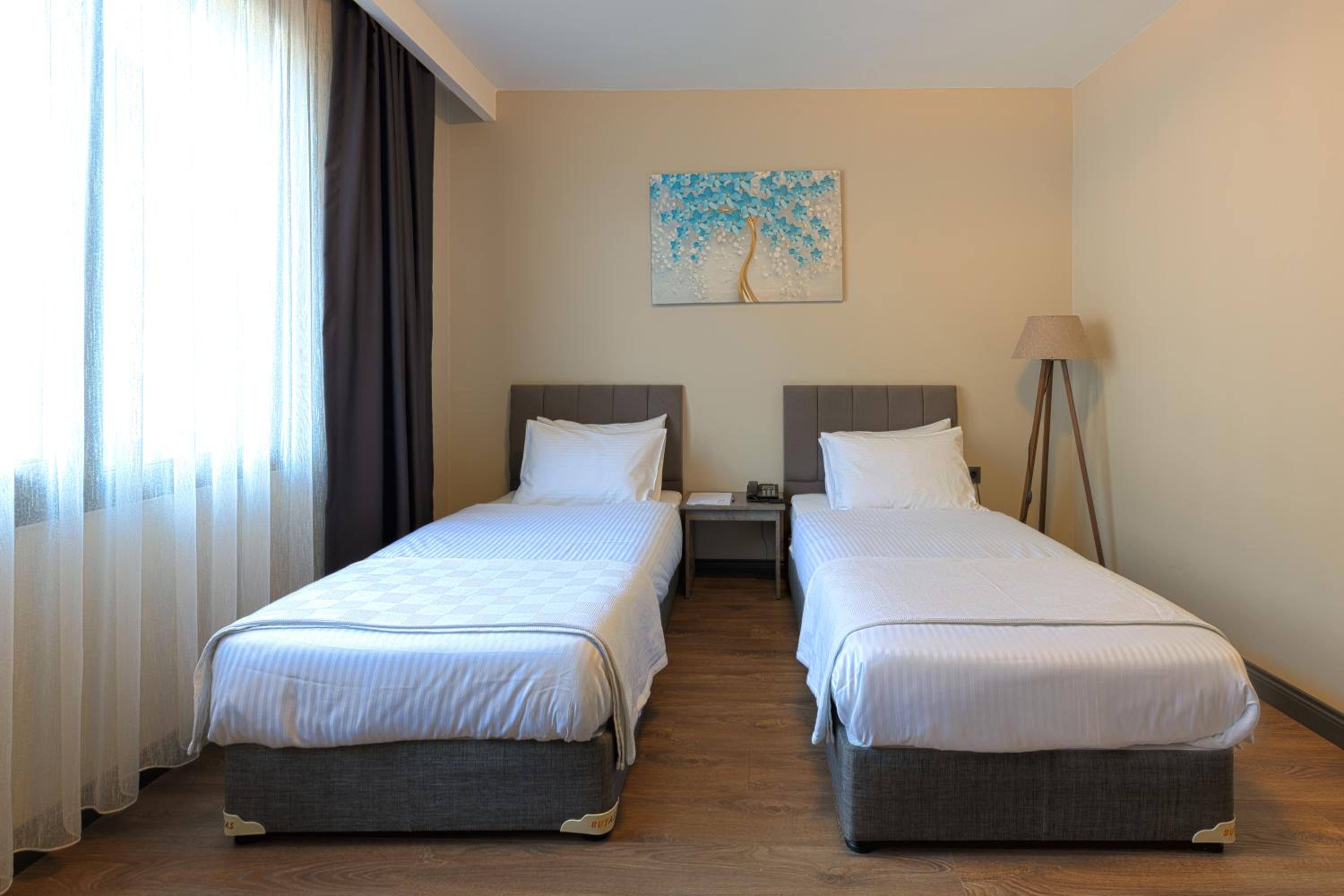 Standard Double Room photo 3
