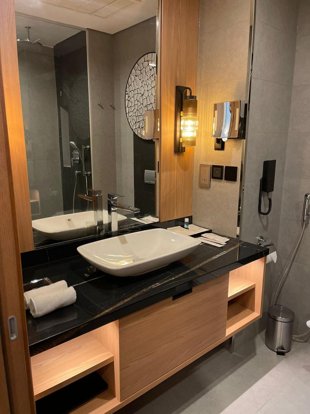 Superior Twin Room - Photo 2
