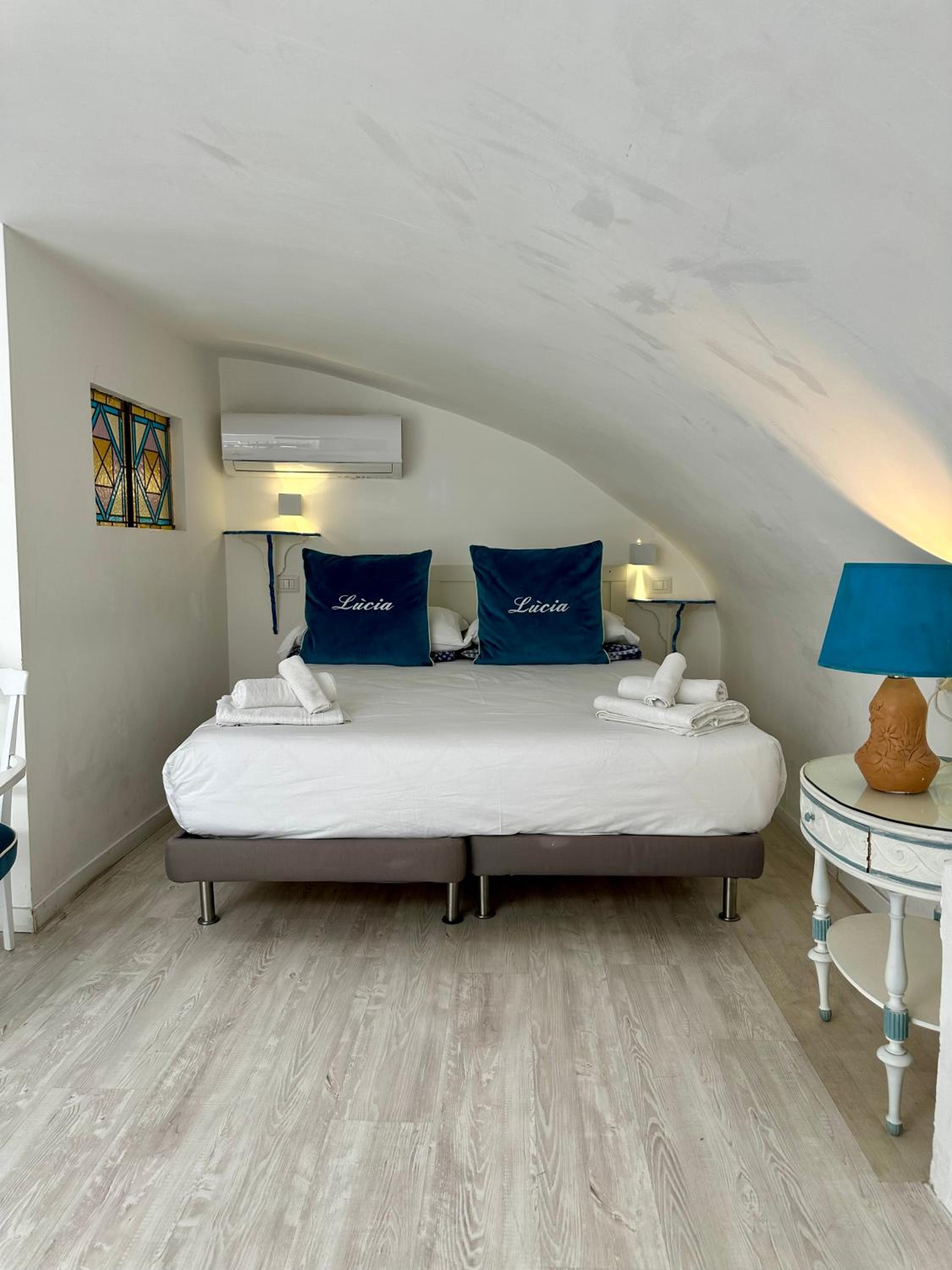 Triple Room with Private Bathroom