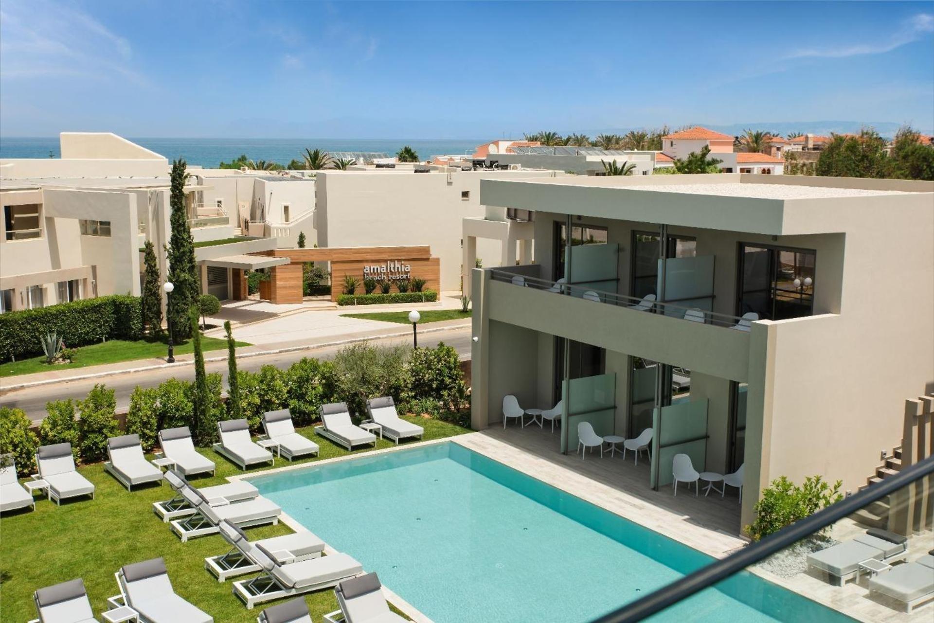 Deluxe Room with Pool View - Annex photo 3