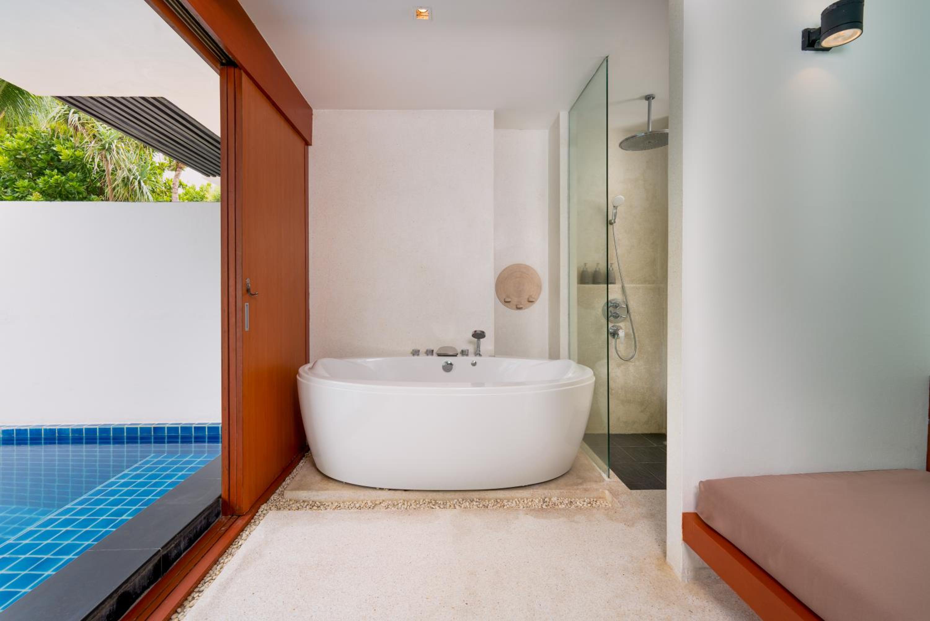 Beach Front Pool Villa with Daily Complimentary Mini-bar - Photo 5
