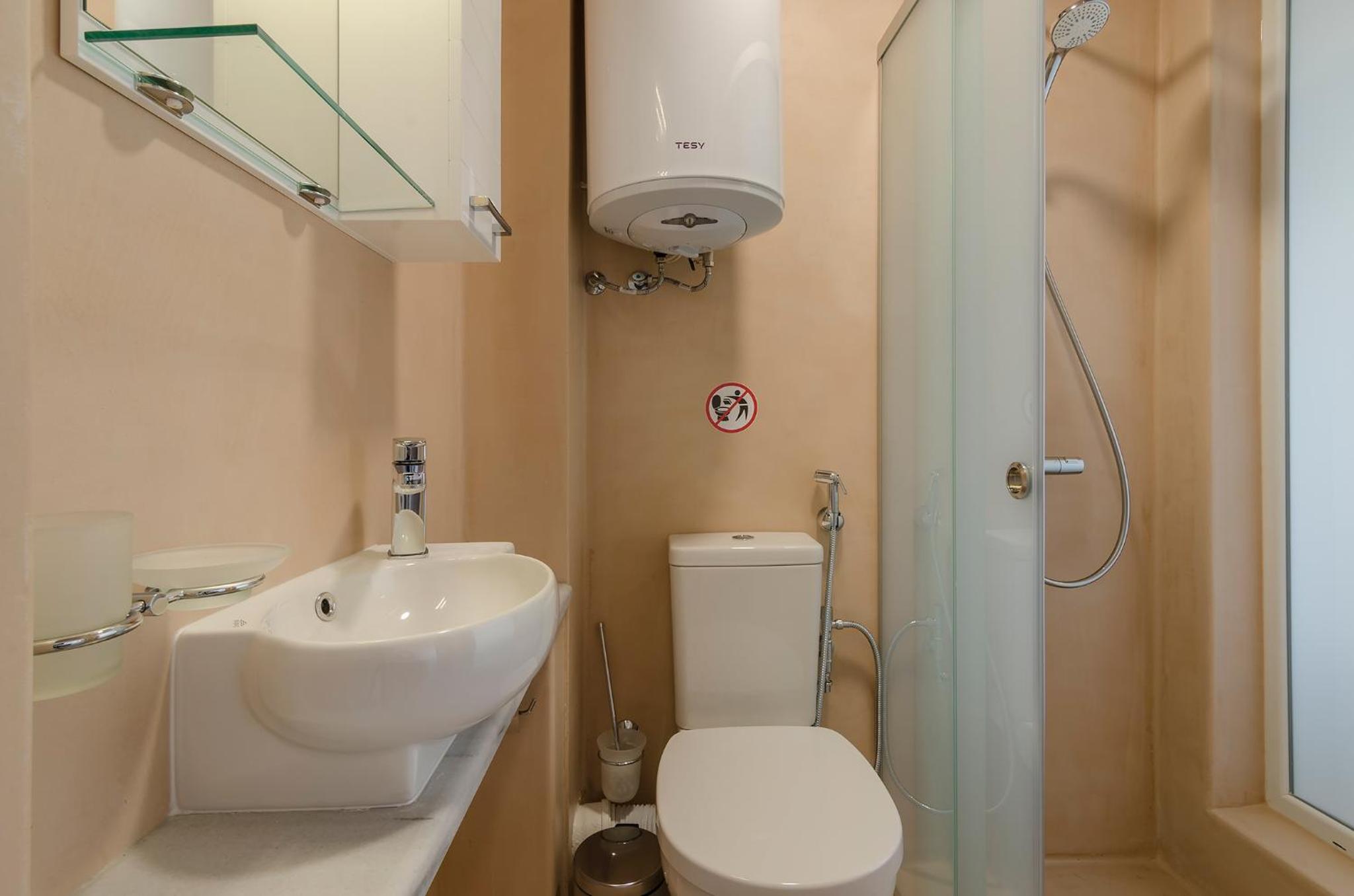 Three-Bedroom Apartment with Sea View photo 3