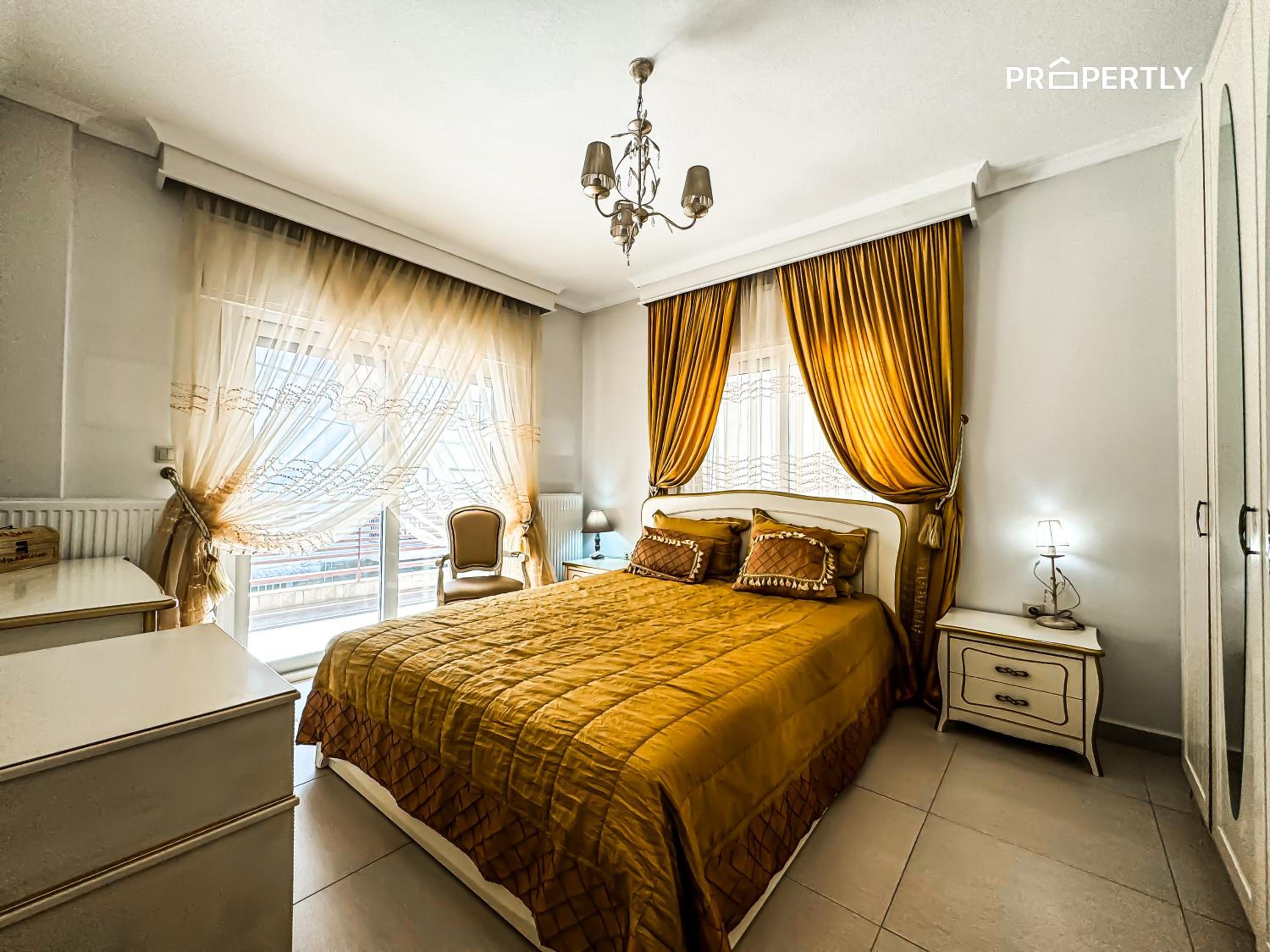 Two-Bedroom Deluxe Apartment With Balcony