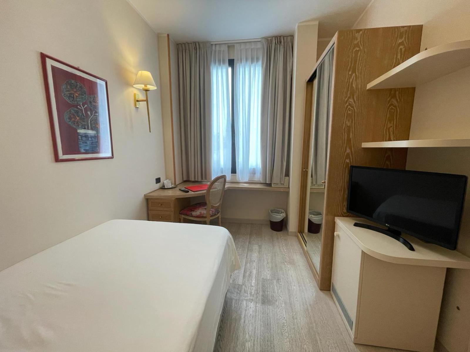 Classic Single Room photo 2