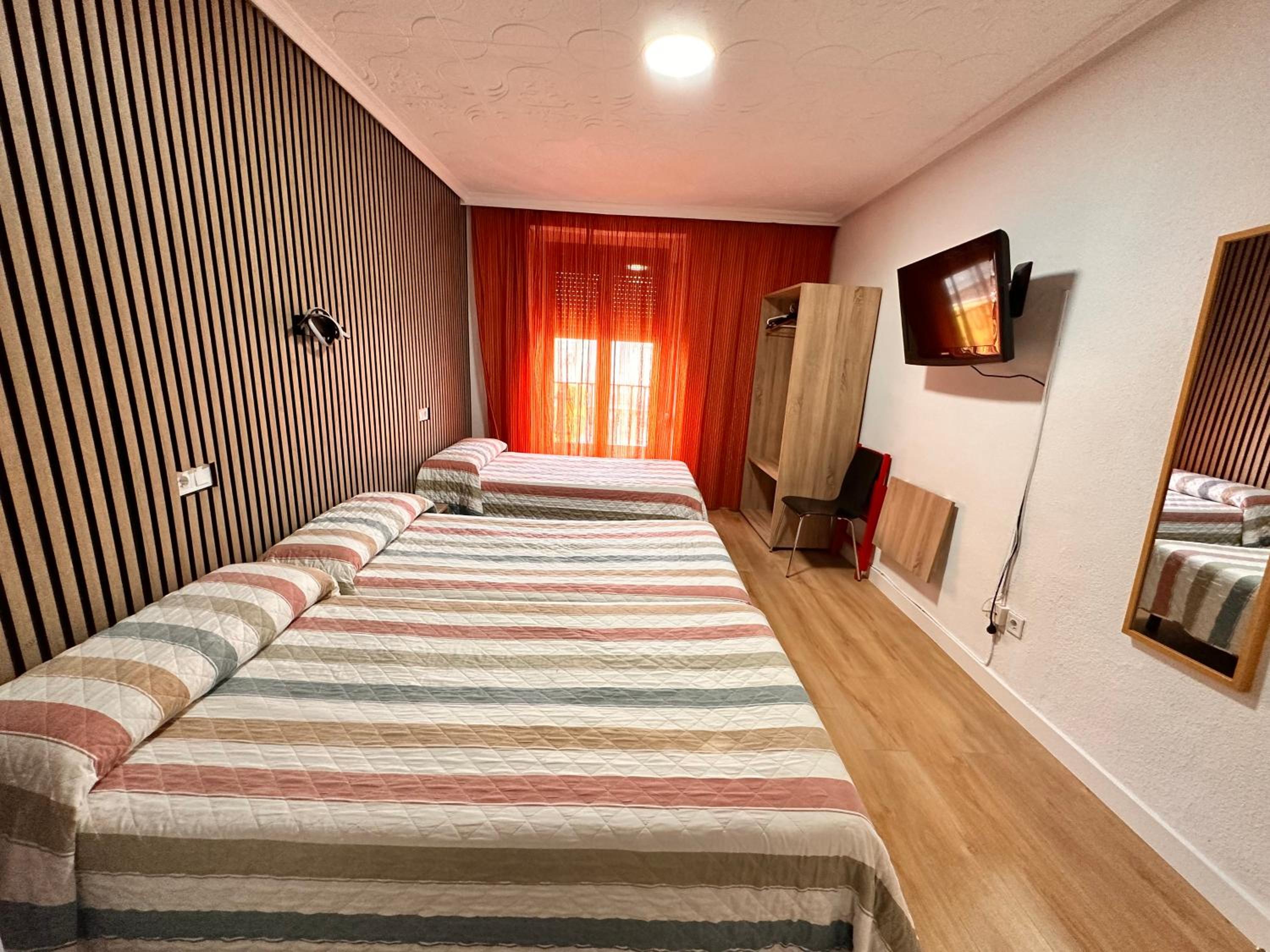 Habitación Doble con Cama Supletoria