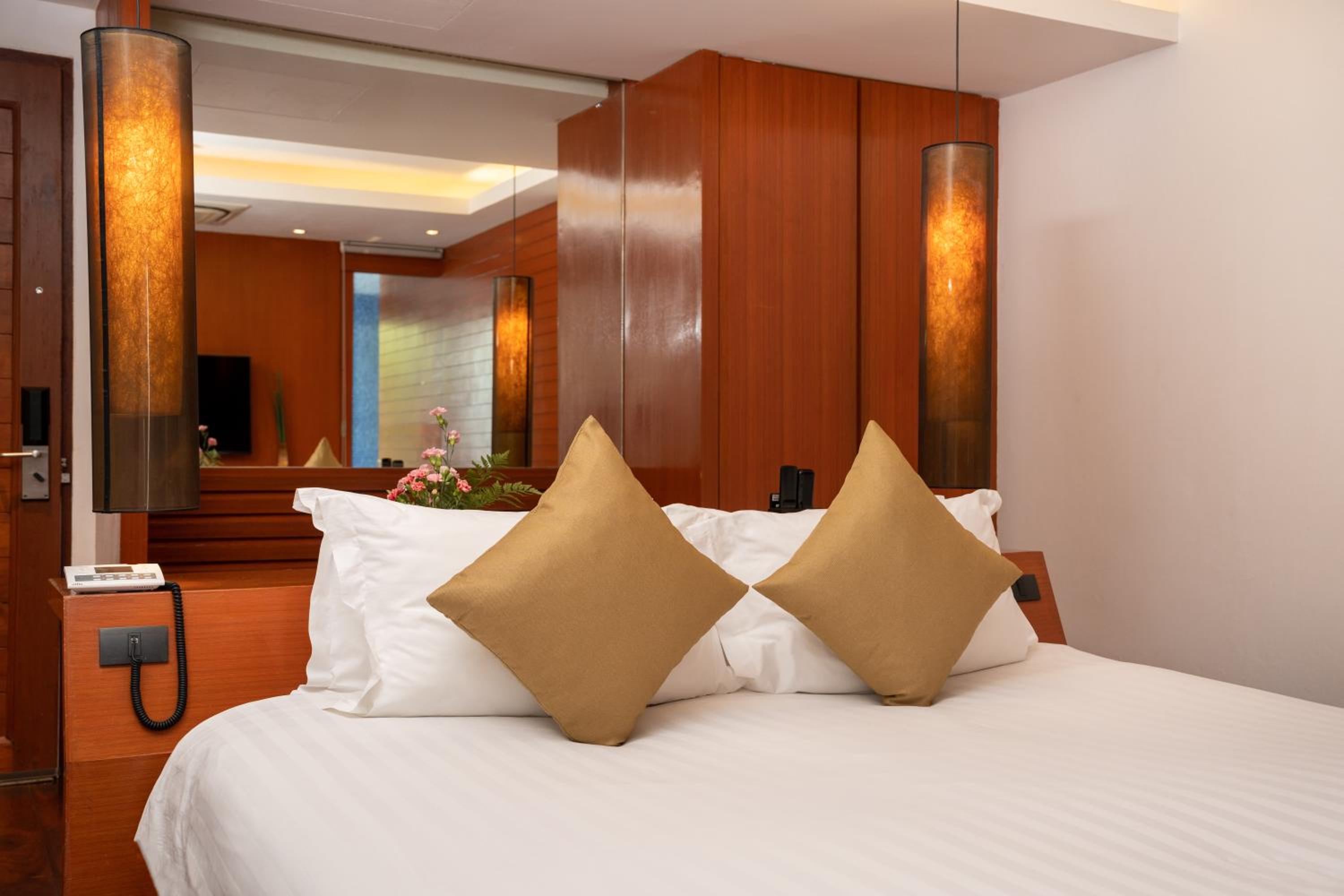 Pool Villa with Daily Complimentary Mini-bar - Photo 10