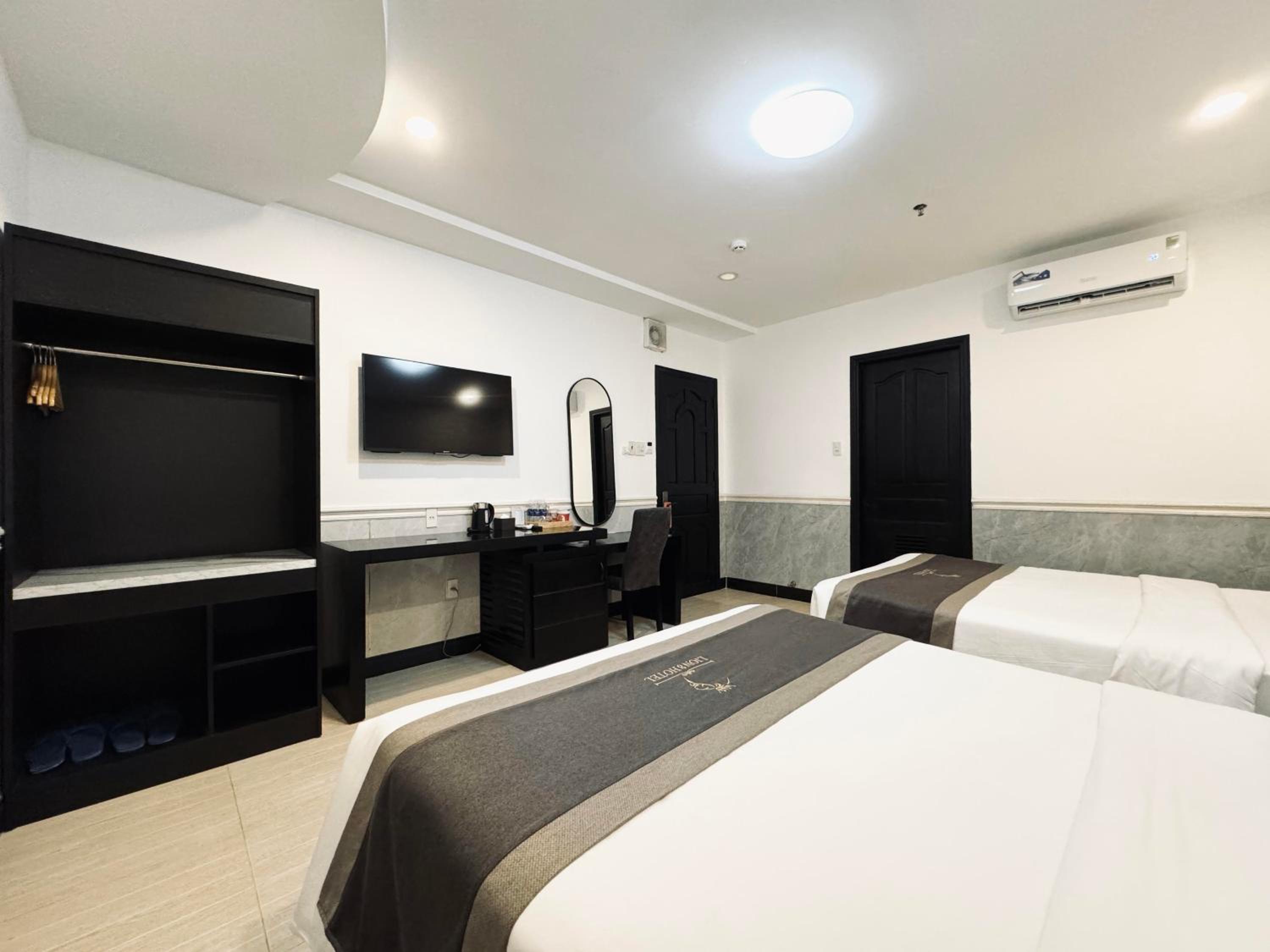 Standard Quadruple Room photo 2